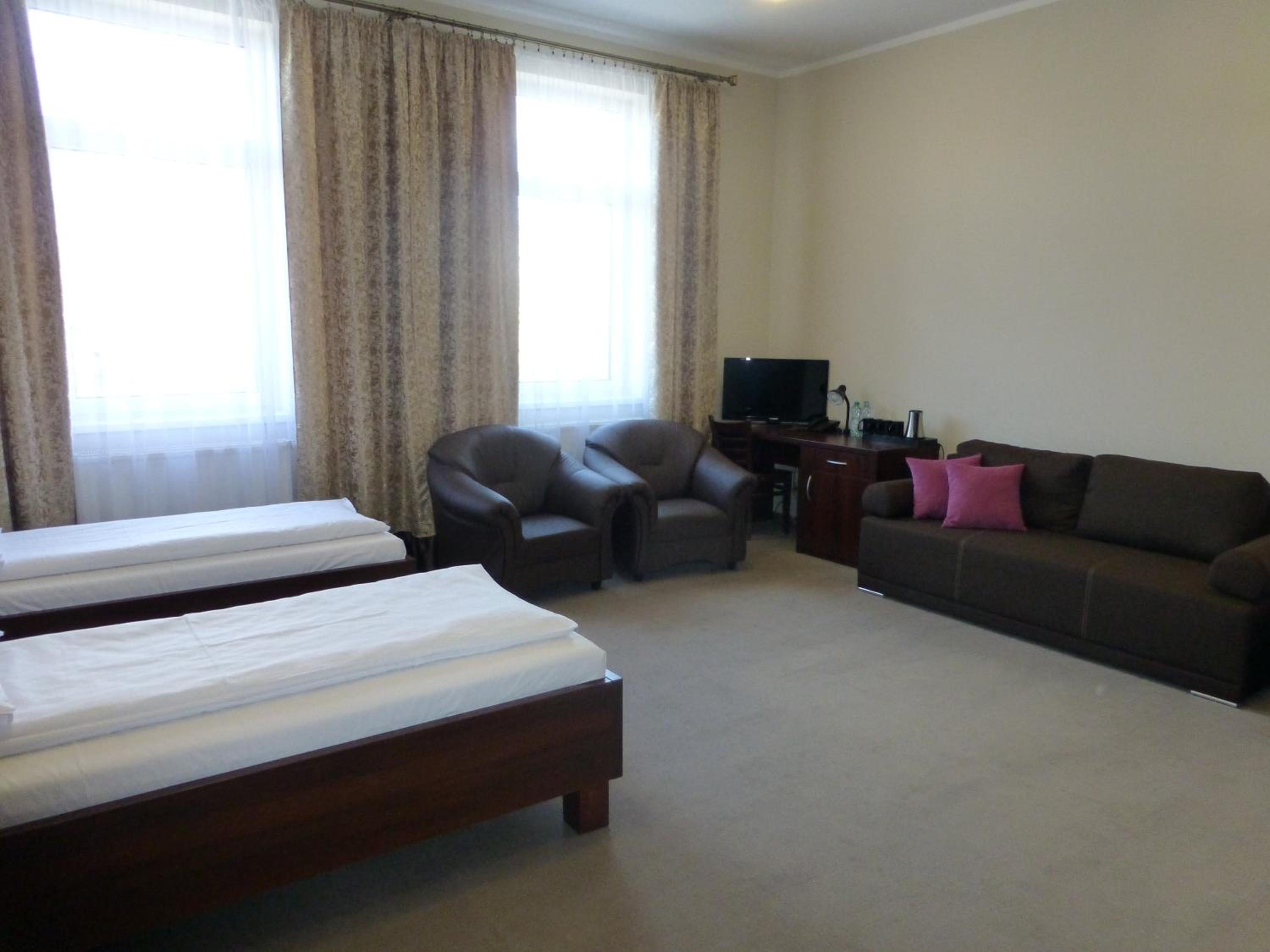Classic Quadruple Room photo 3