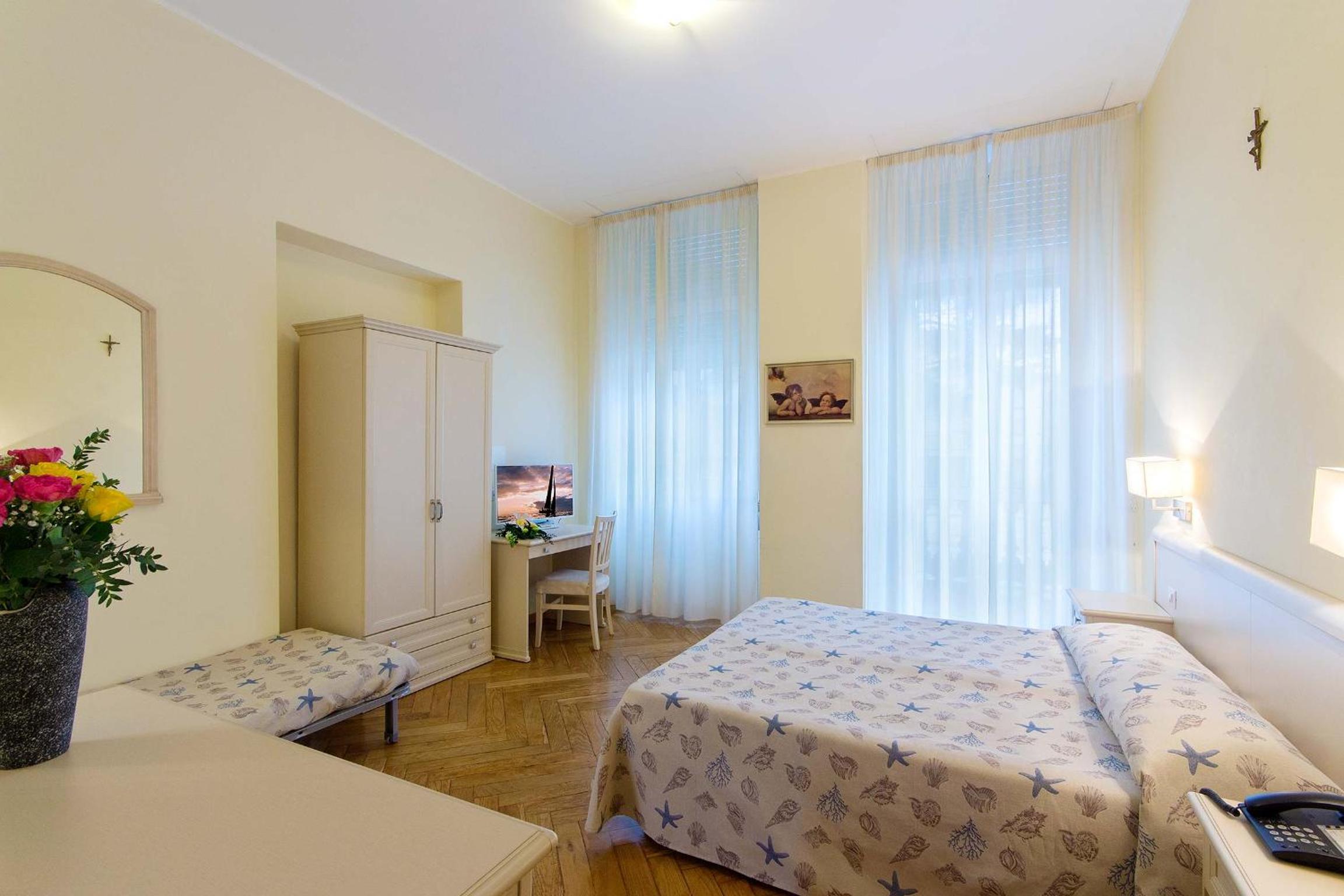 Triple Room photo 2