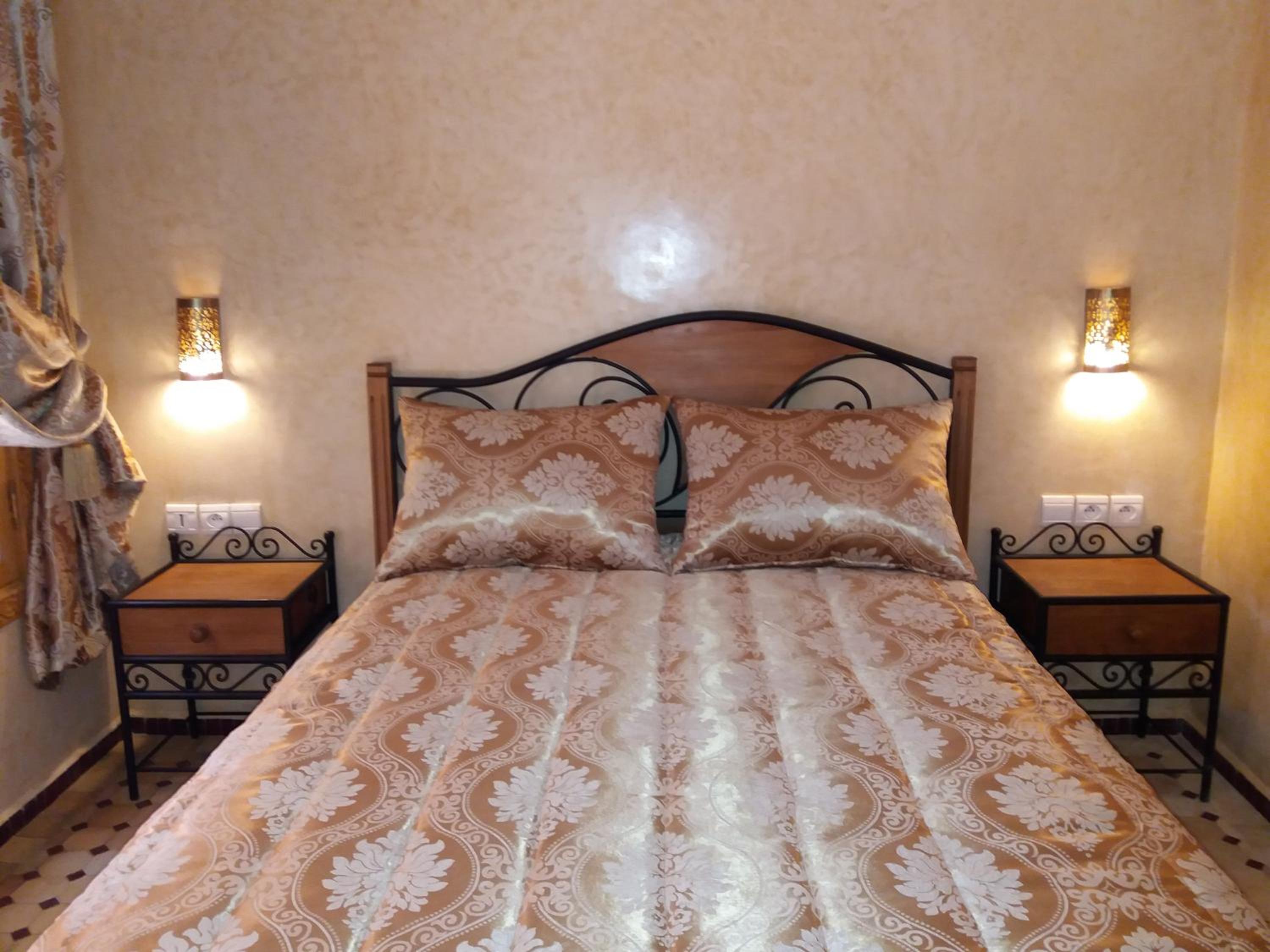 Double Room with Private Bathroom photo 1
