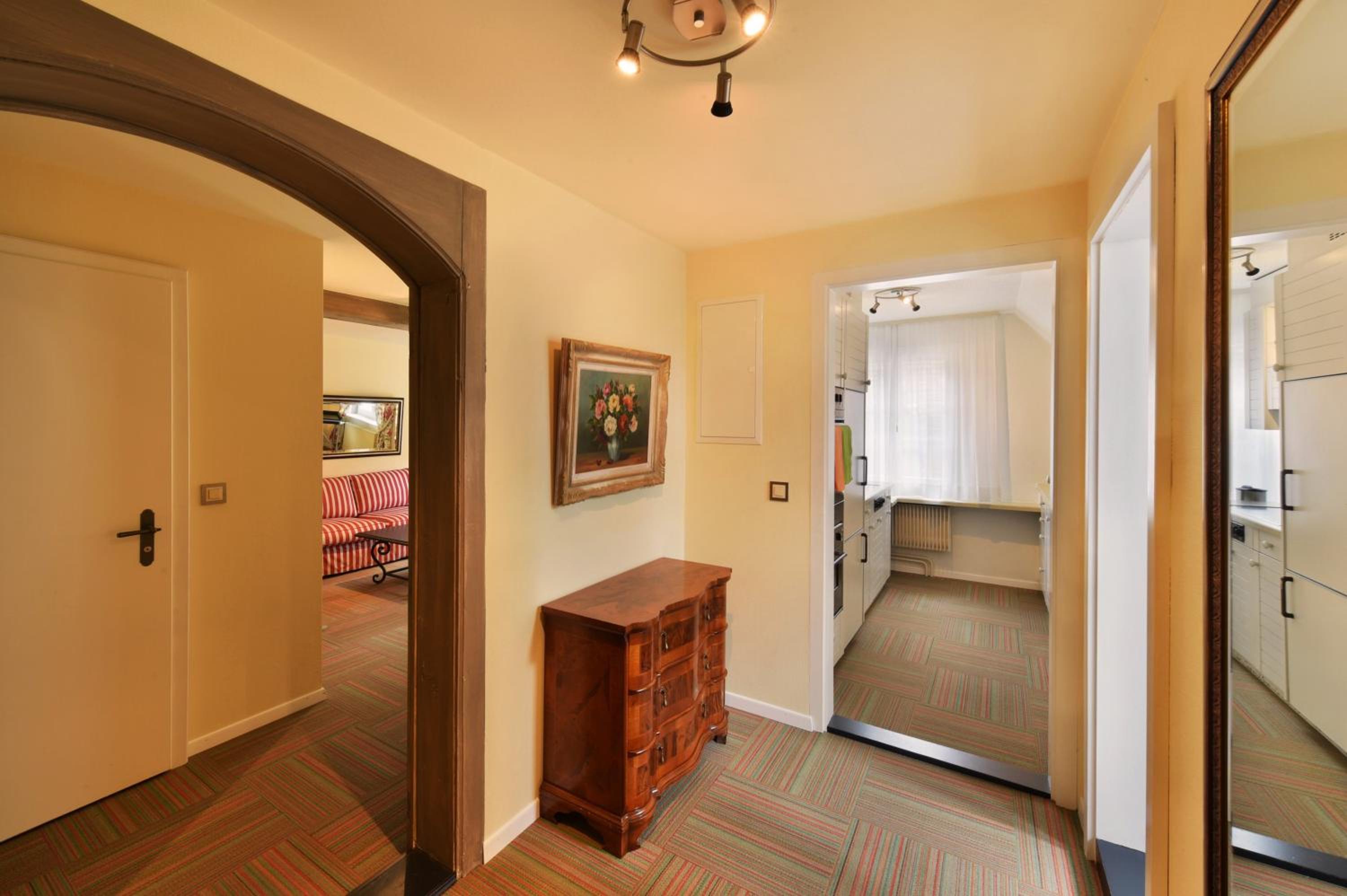 Family Room photo 2
