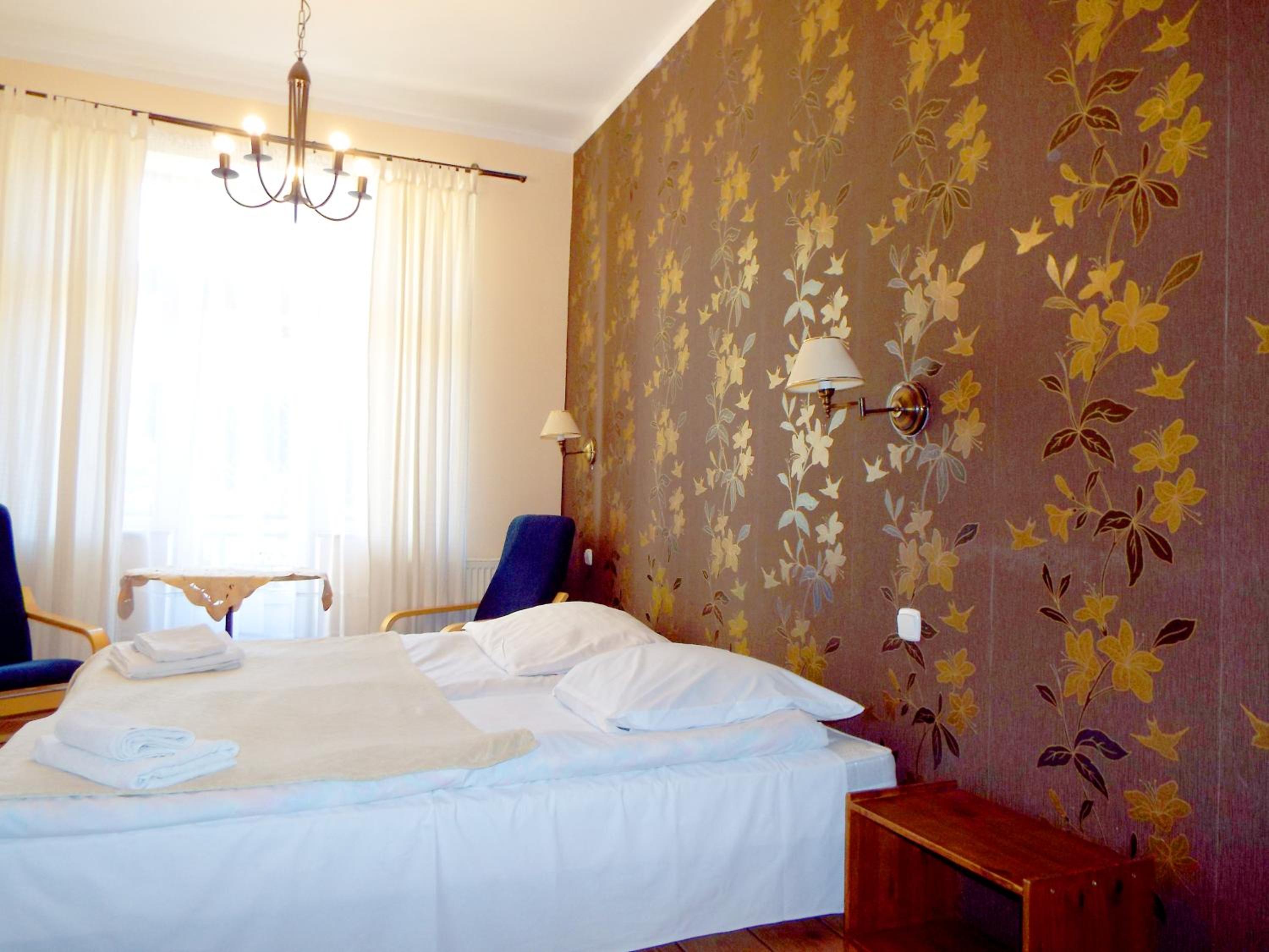 Double or Twin Room photo 3