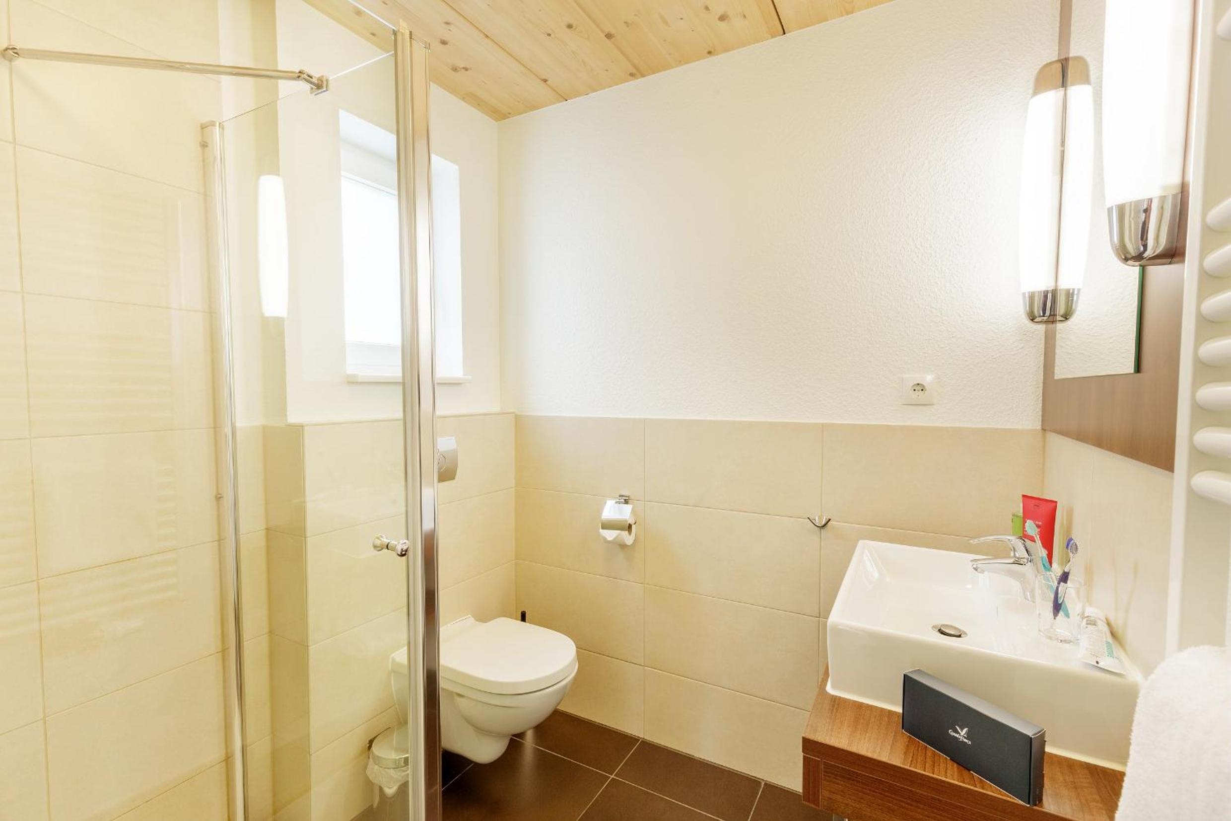 Superior Bungalow photo 3