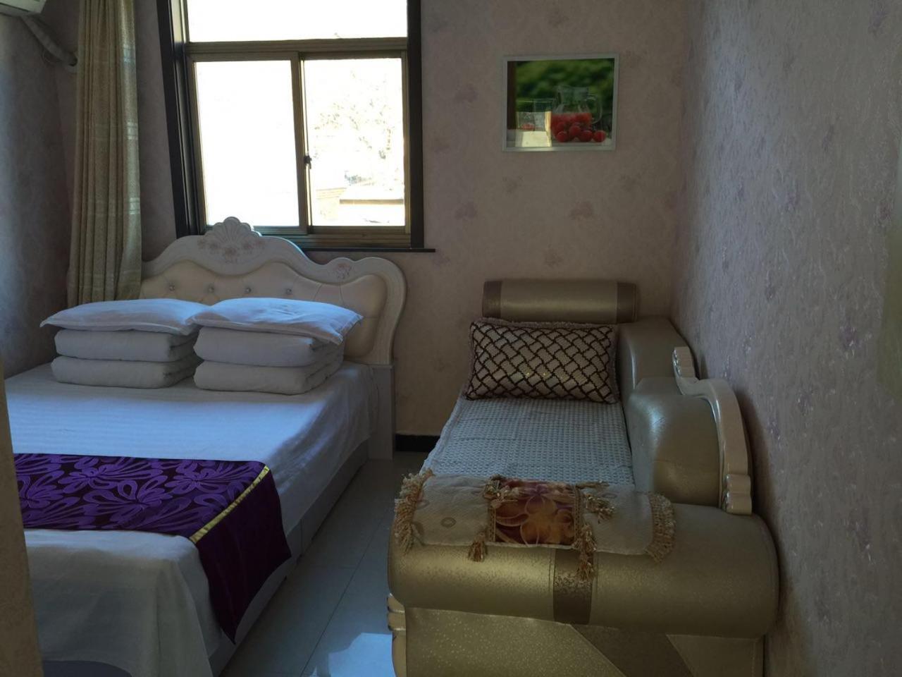 Double Room with Private External Bathroom photo 2