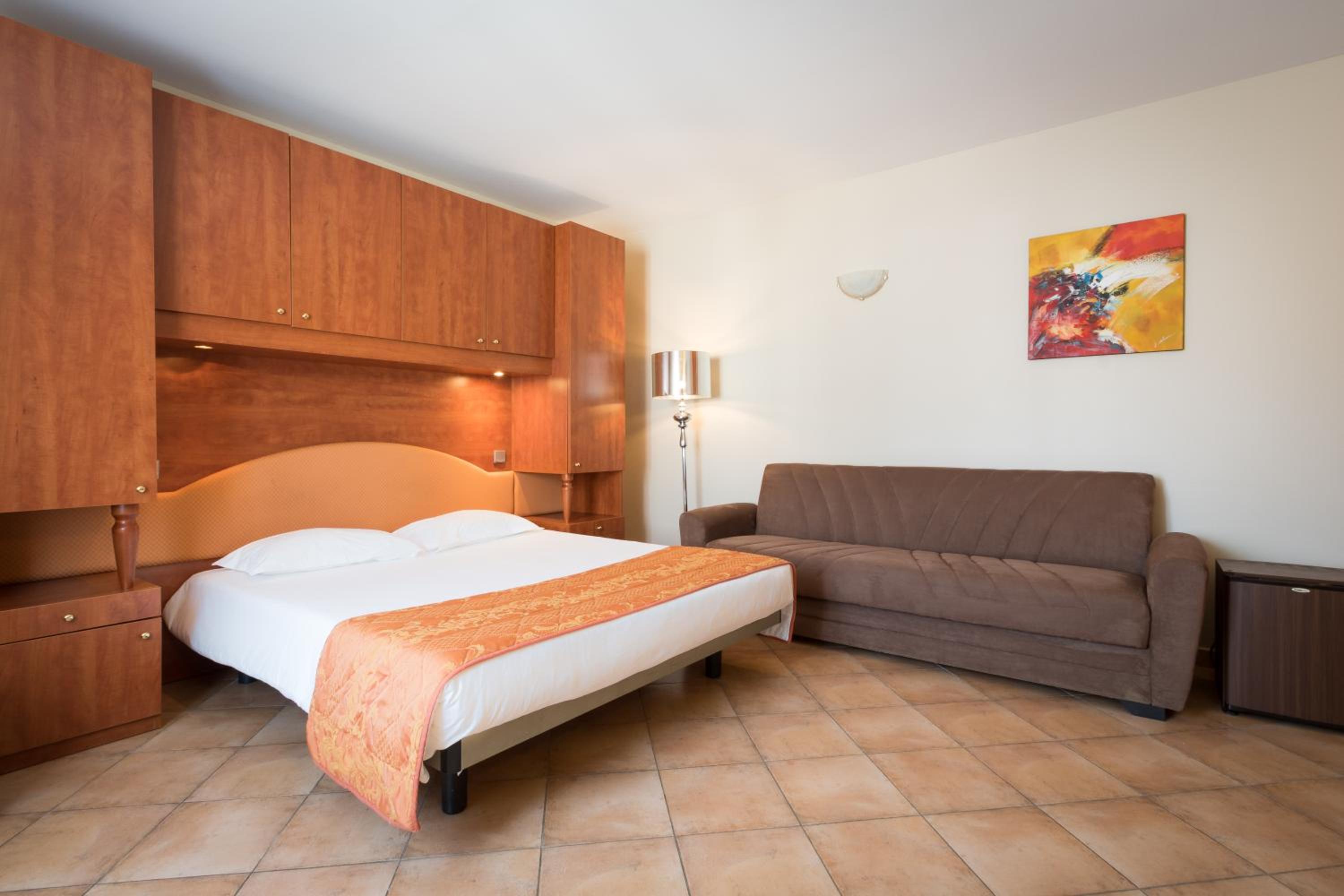 Superior Double Room - Photo 2