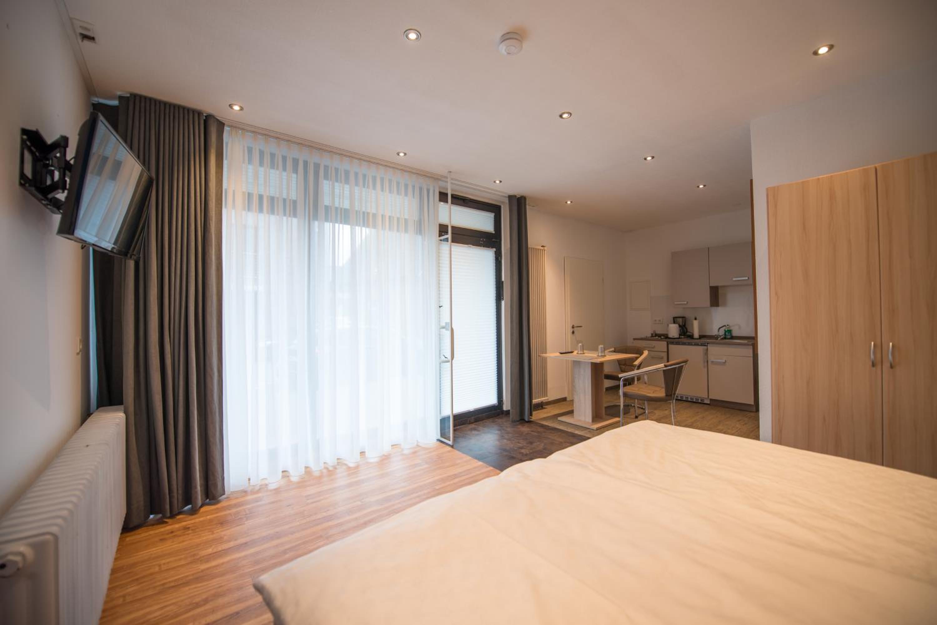 Apartment - Ground Floor - Photo 8