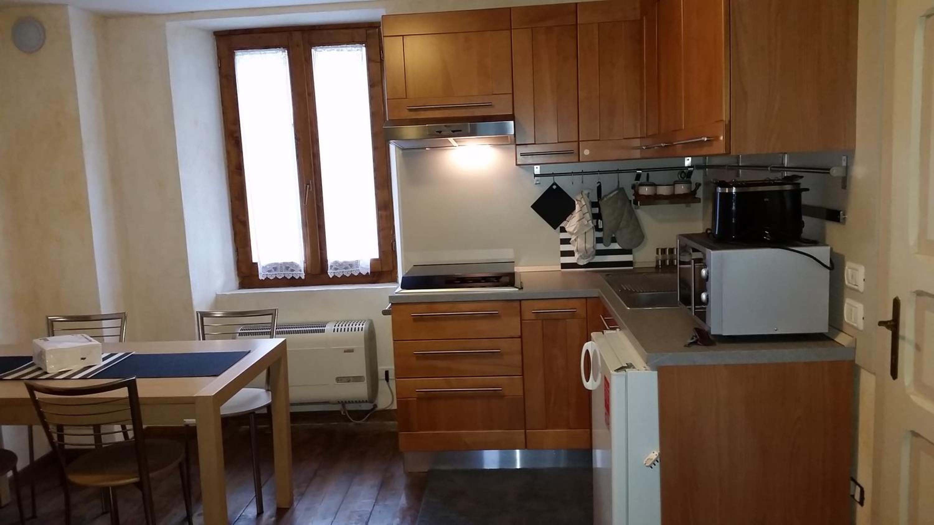 One-Bedroom Apartment - Photo 15