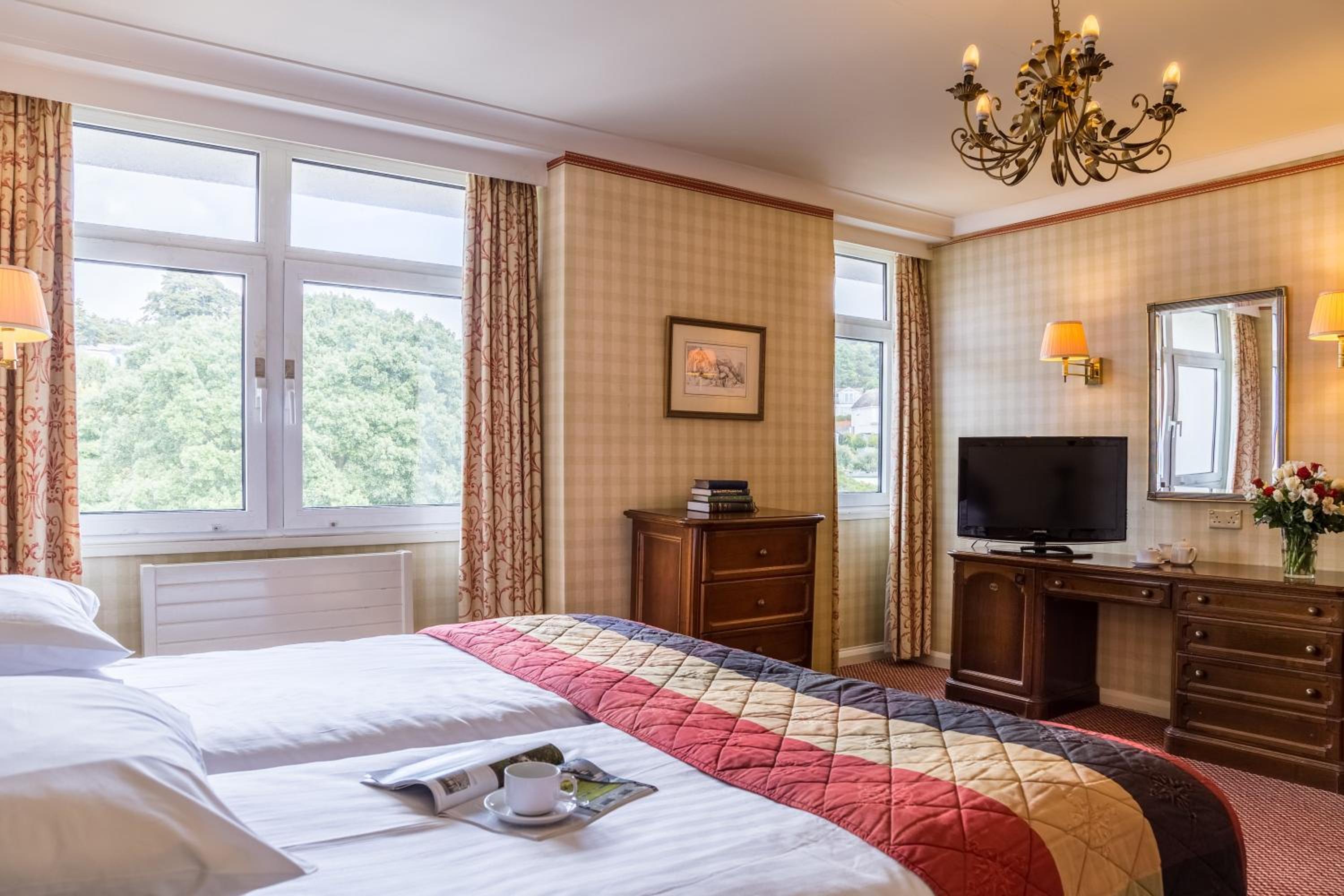 Standard Twin Room - Photo 1