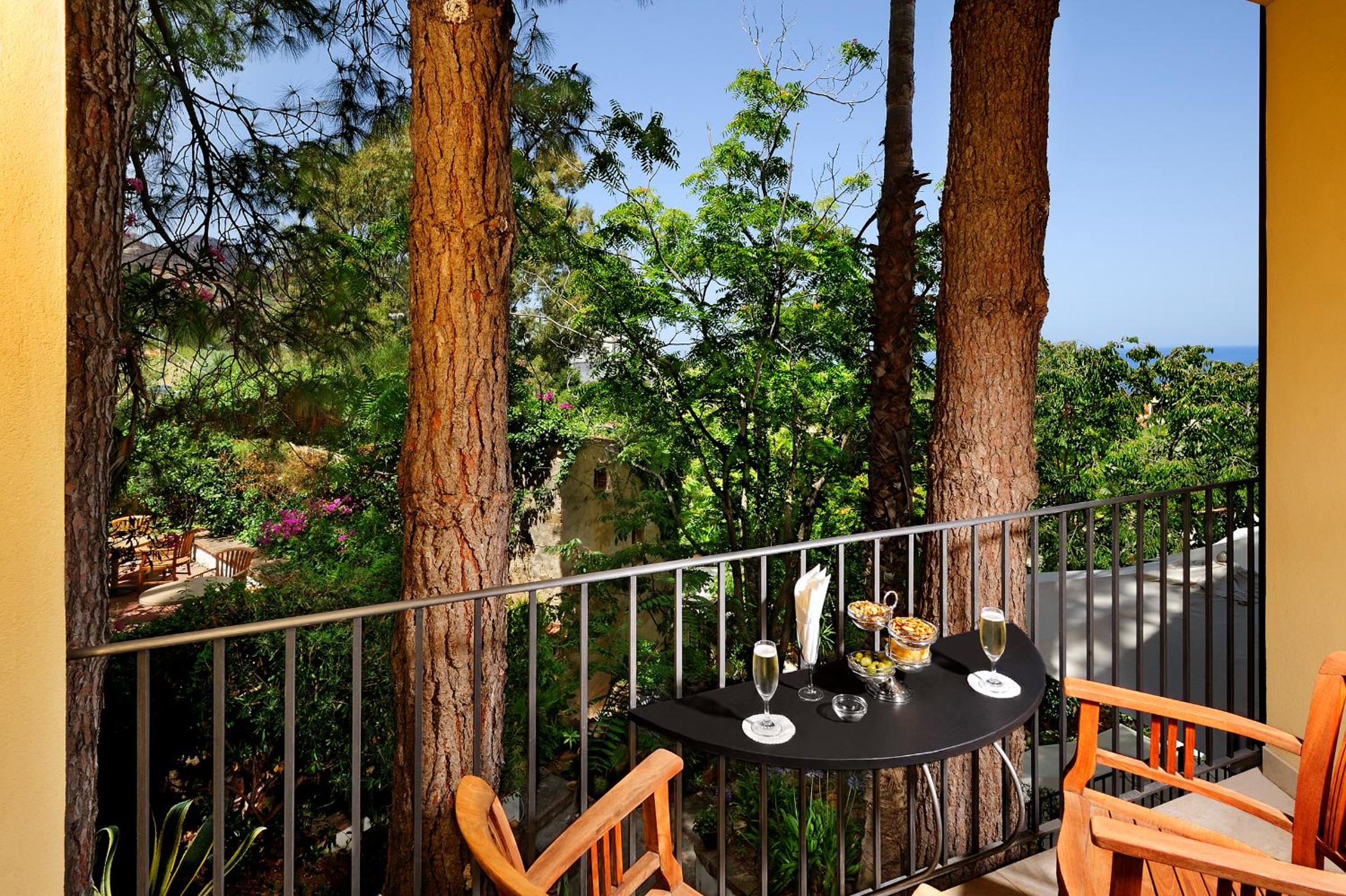 Superior Double Room with Garden View - Photo 2