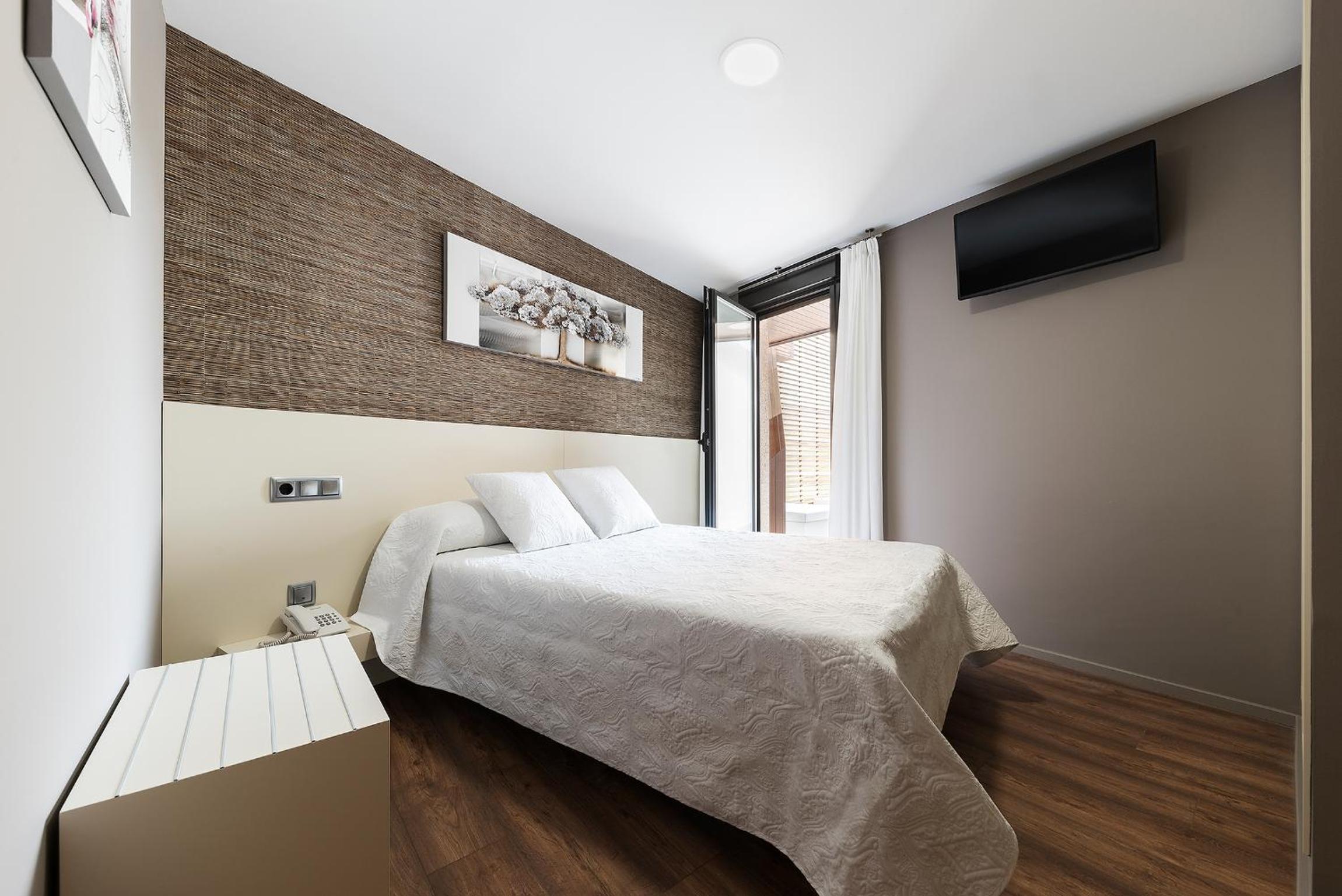 Habitación Doble con Bañera de Hidromasaje