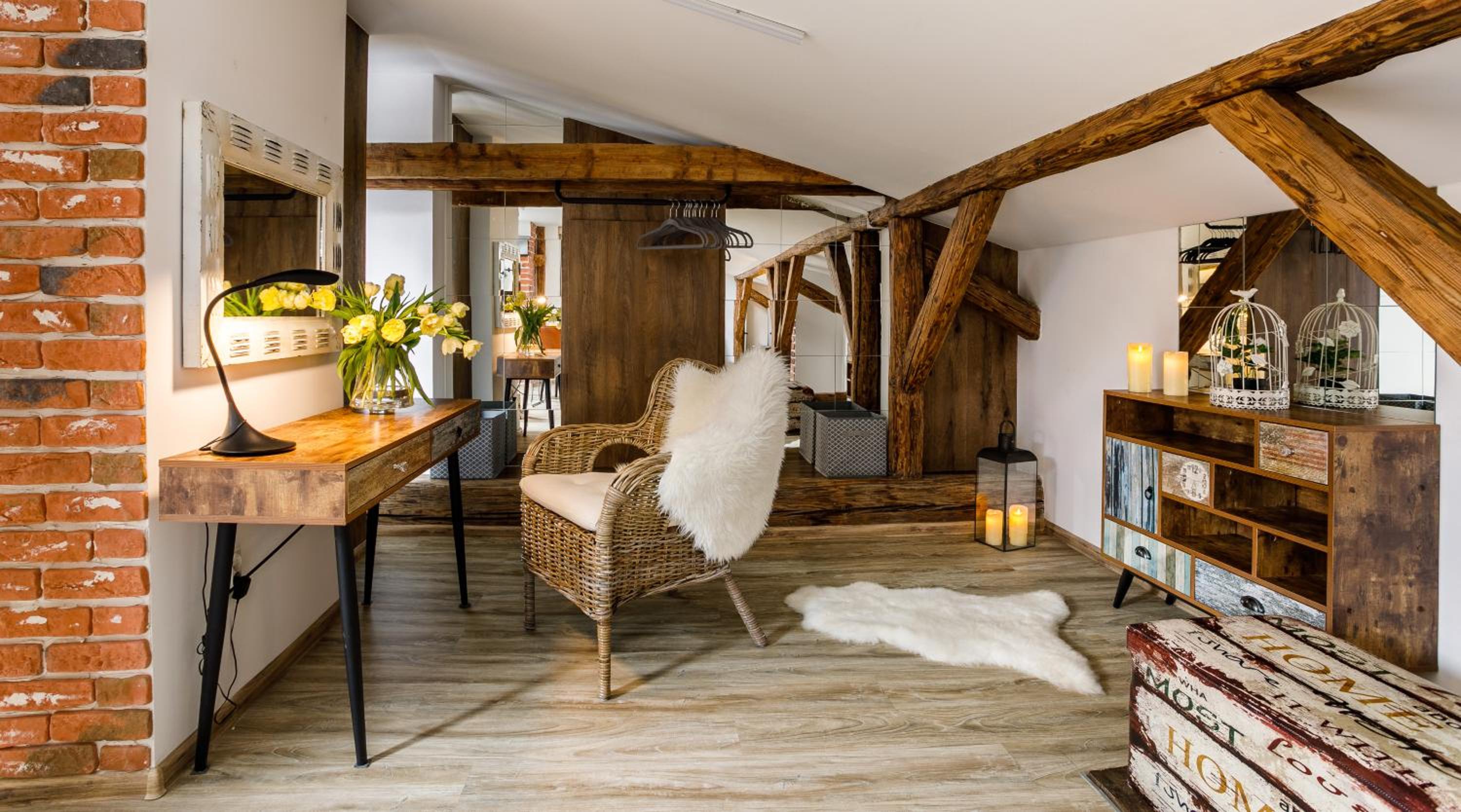 Attic Junior Suite photo 3