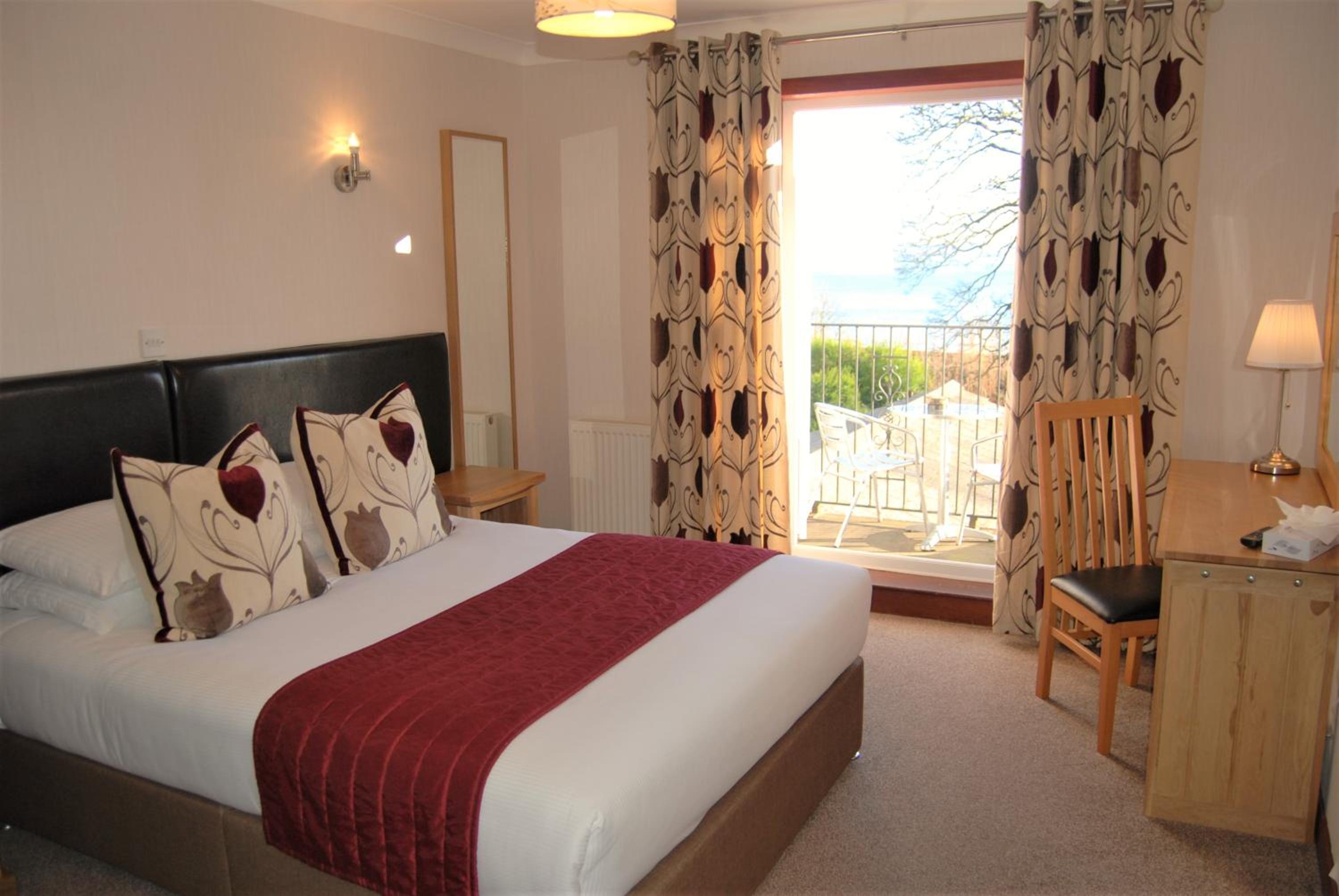 Double Room with Sea View and Balcony photo 3