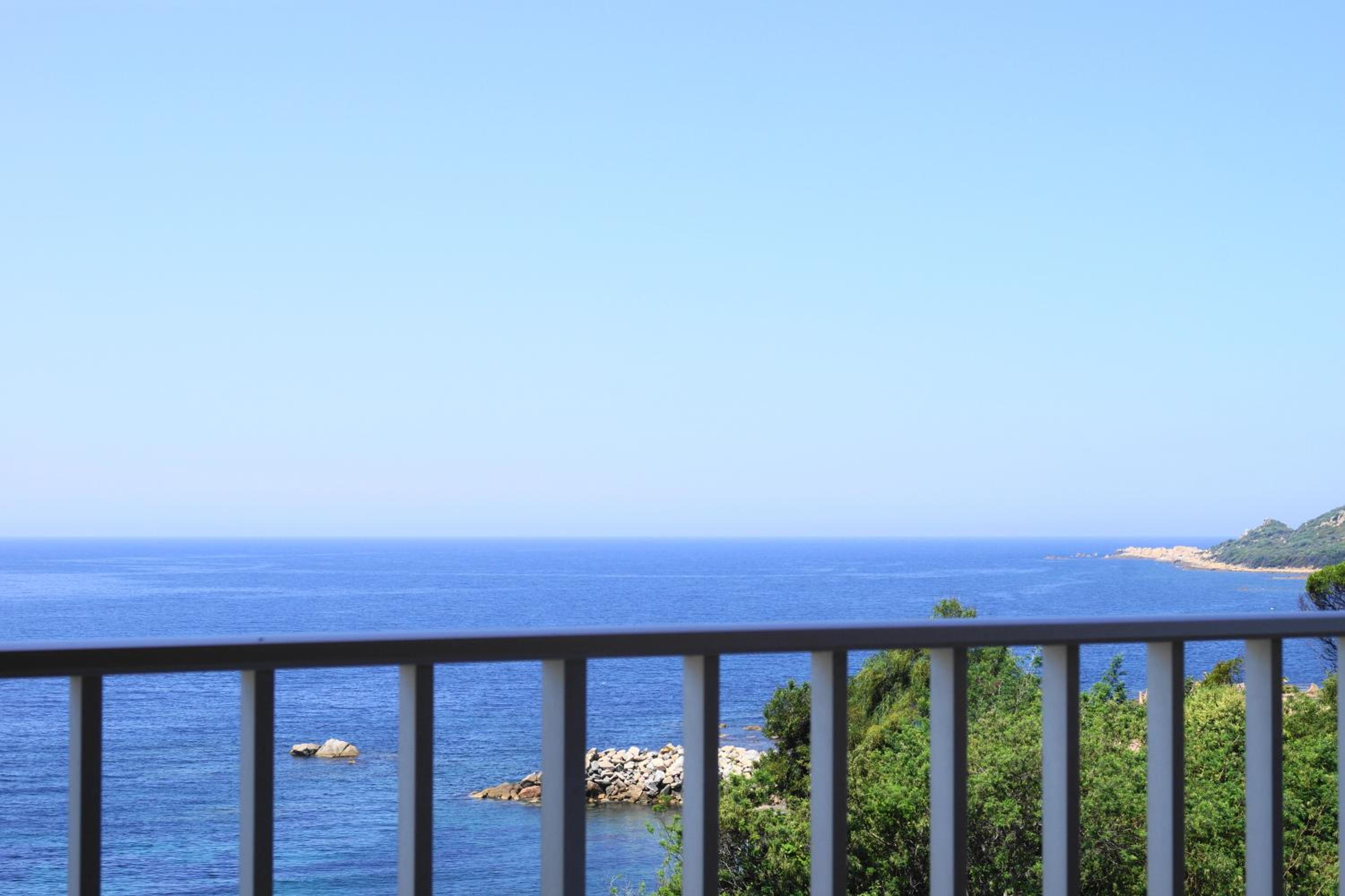 Double or Twin Room with View - Photo 22