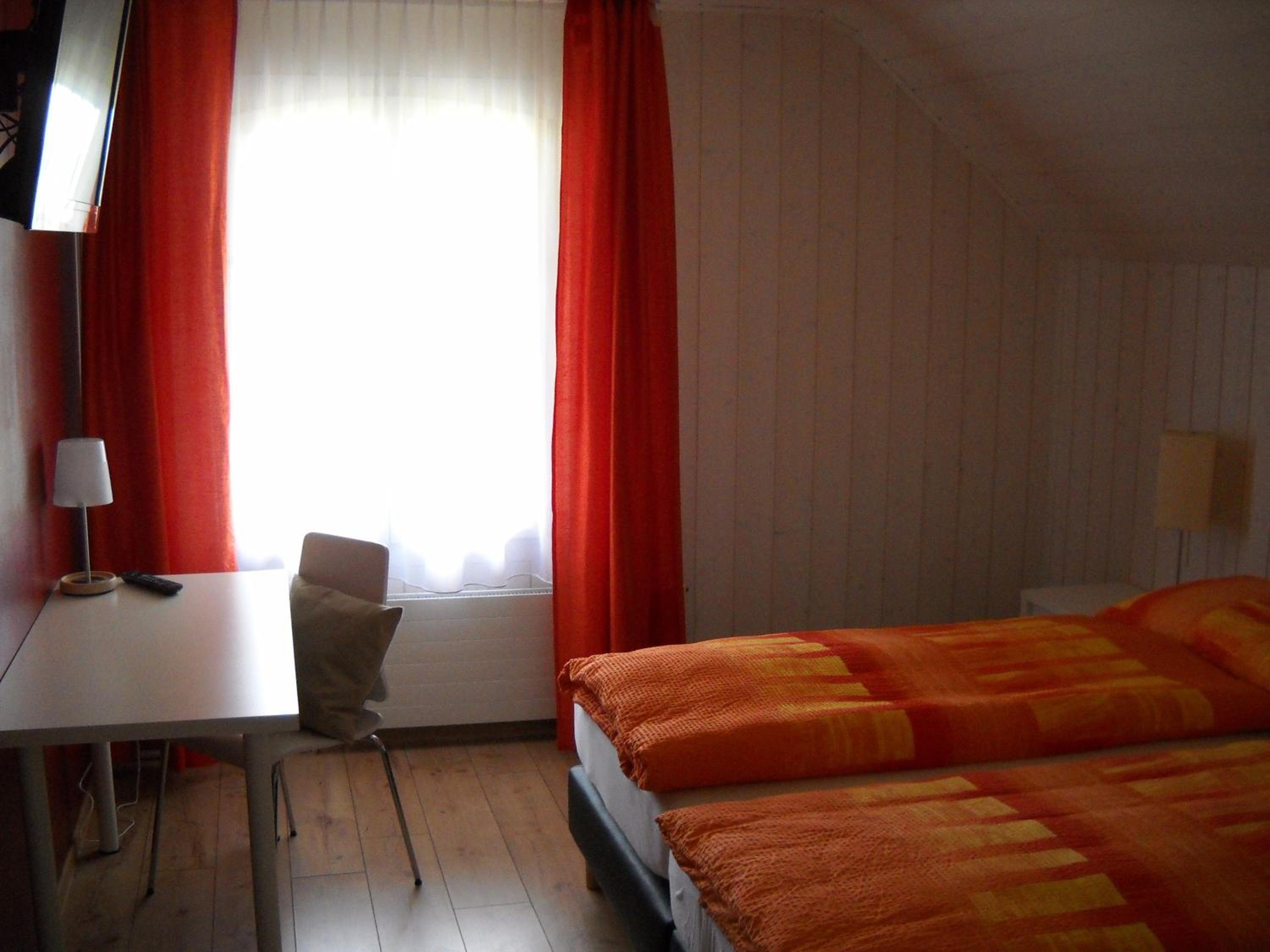 Double Room with Shared Bathroom photo 1