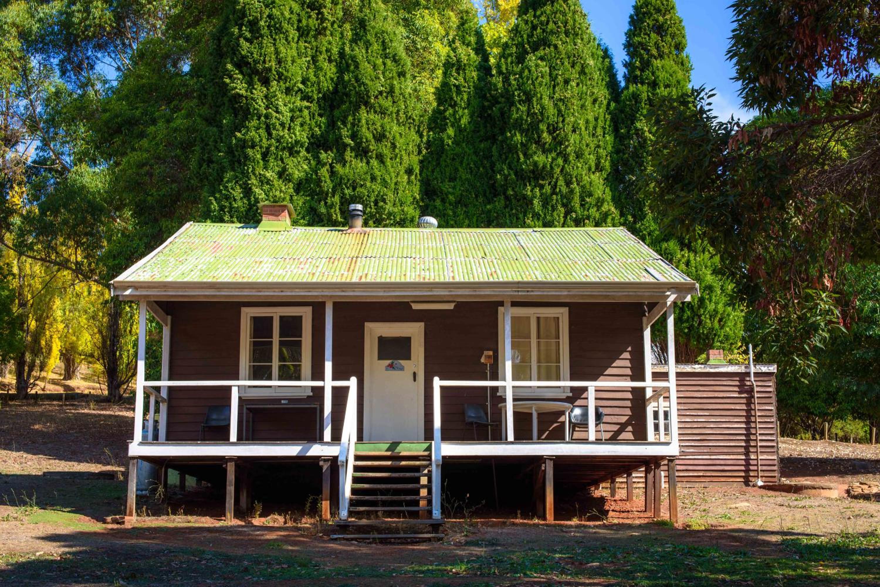 Three-Bedroom House photo 3