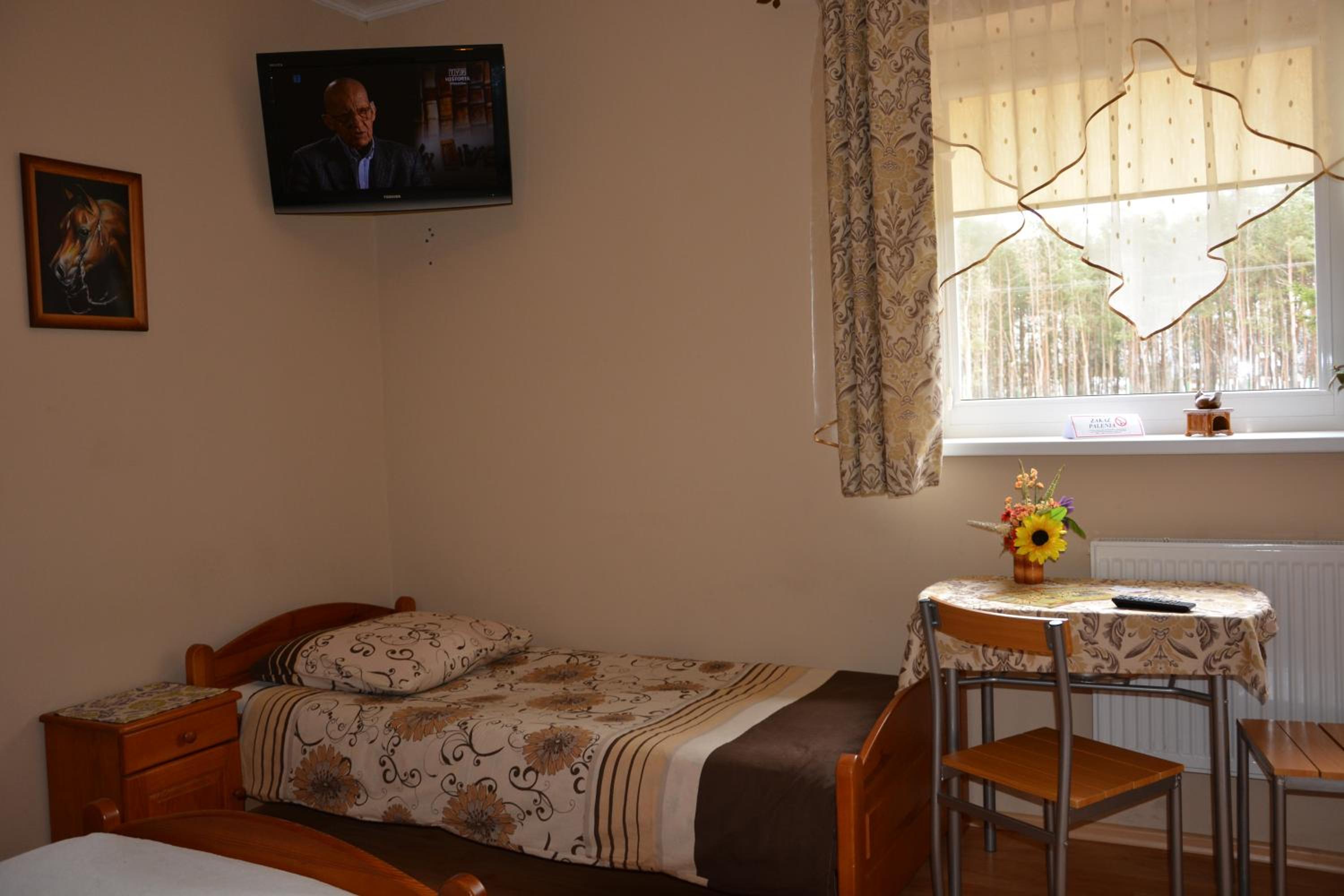 Triple Room with Bathroom photo 2