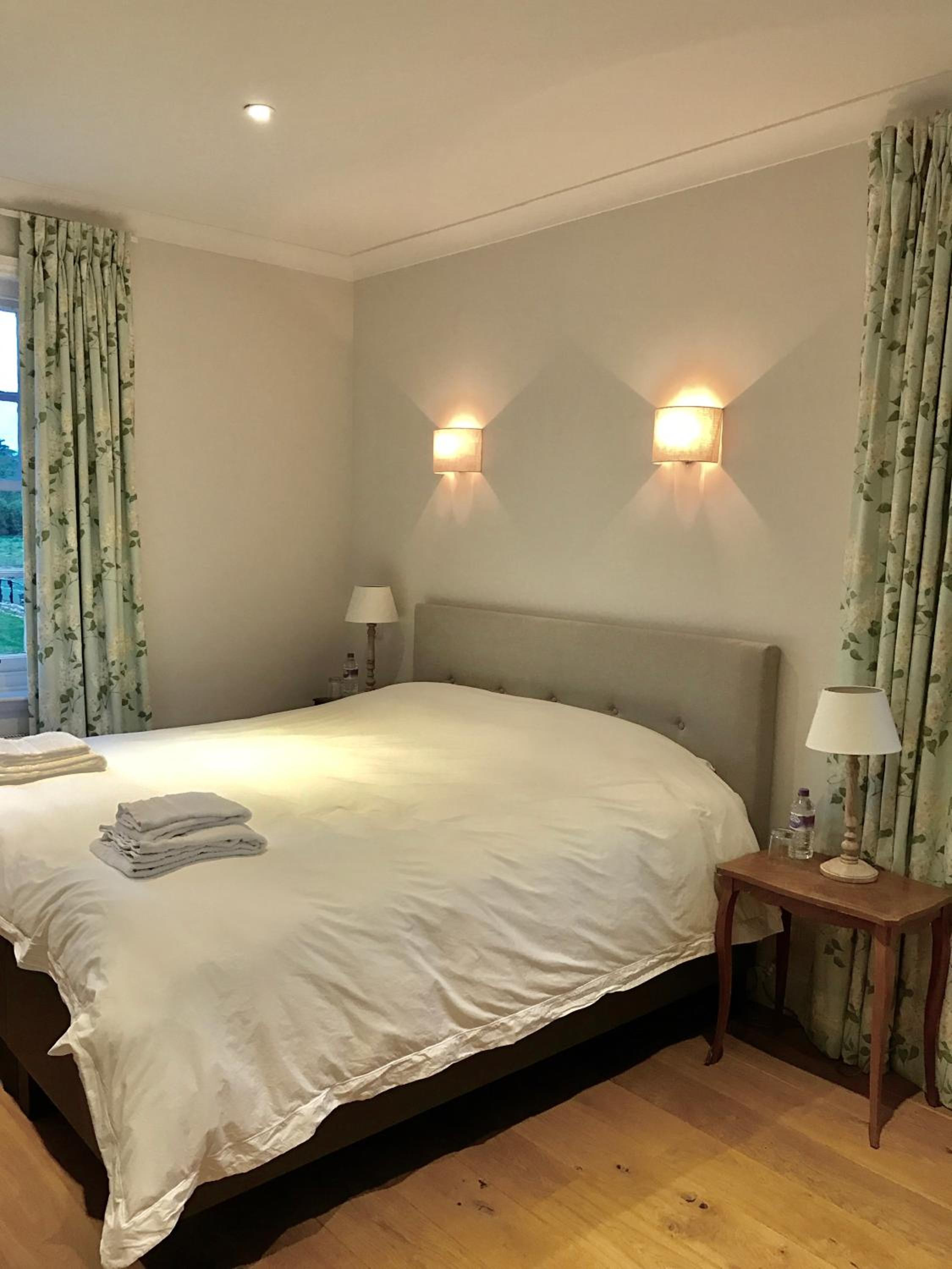 Standard Suite - Photo 3
