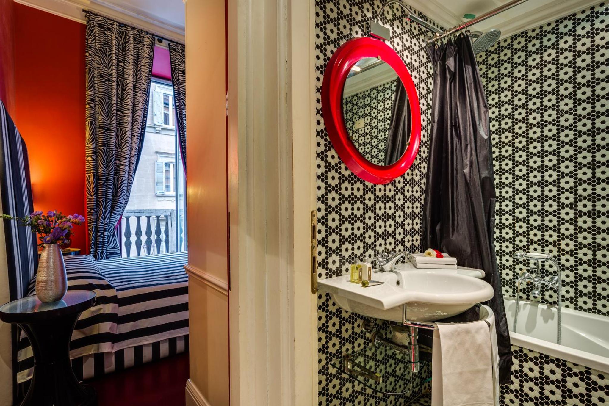 Superior Double Room with Street View photo 2
