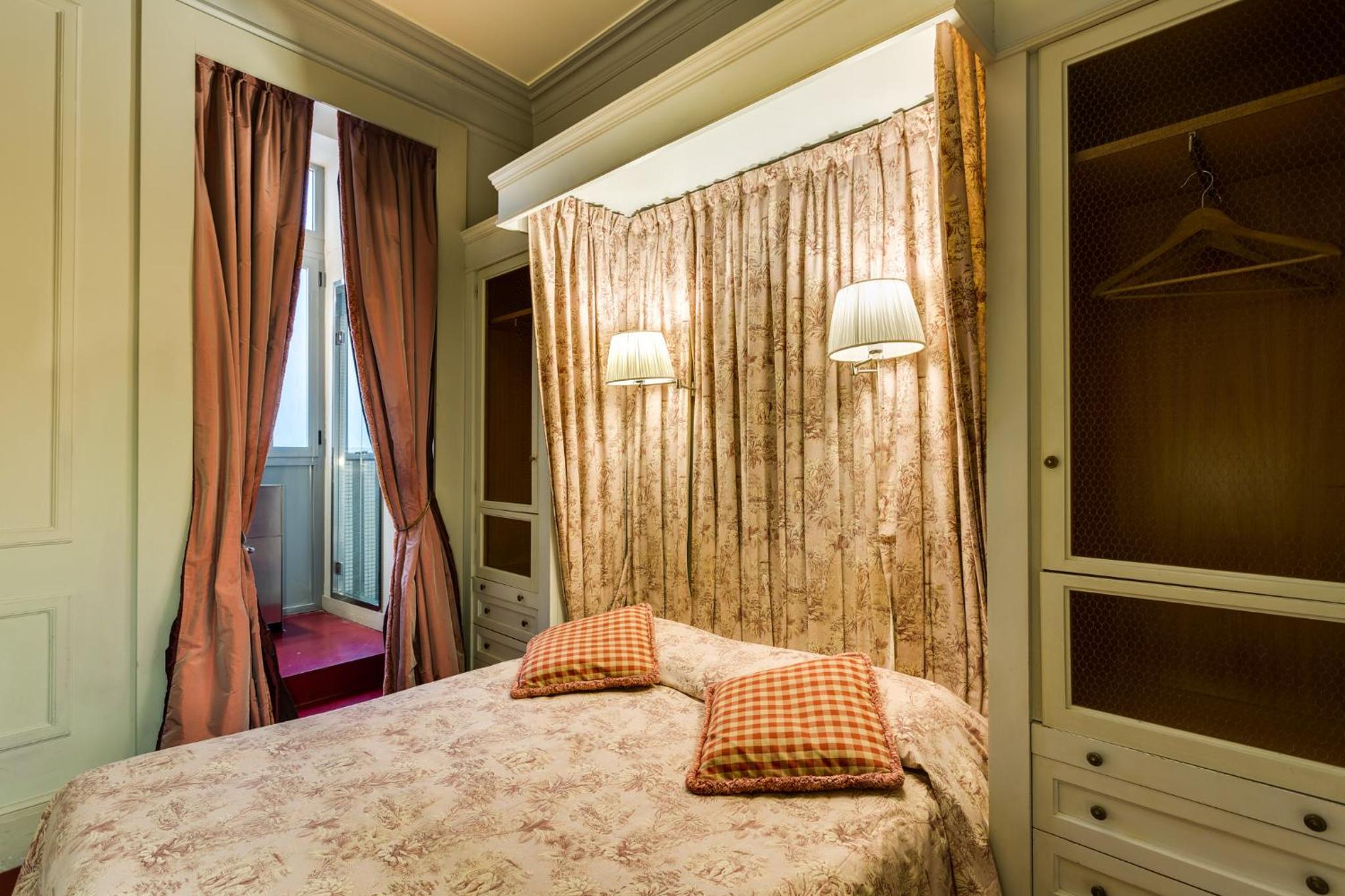 Economy Double Room photo 1