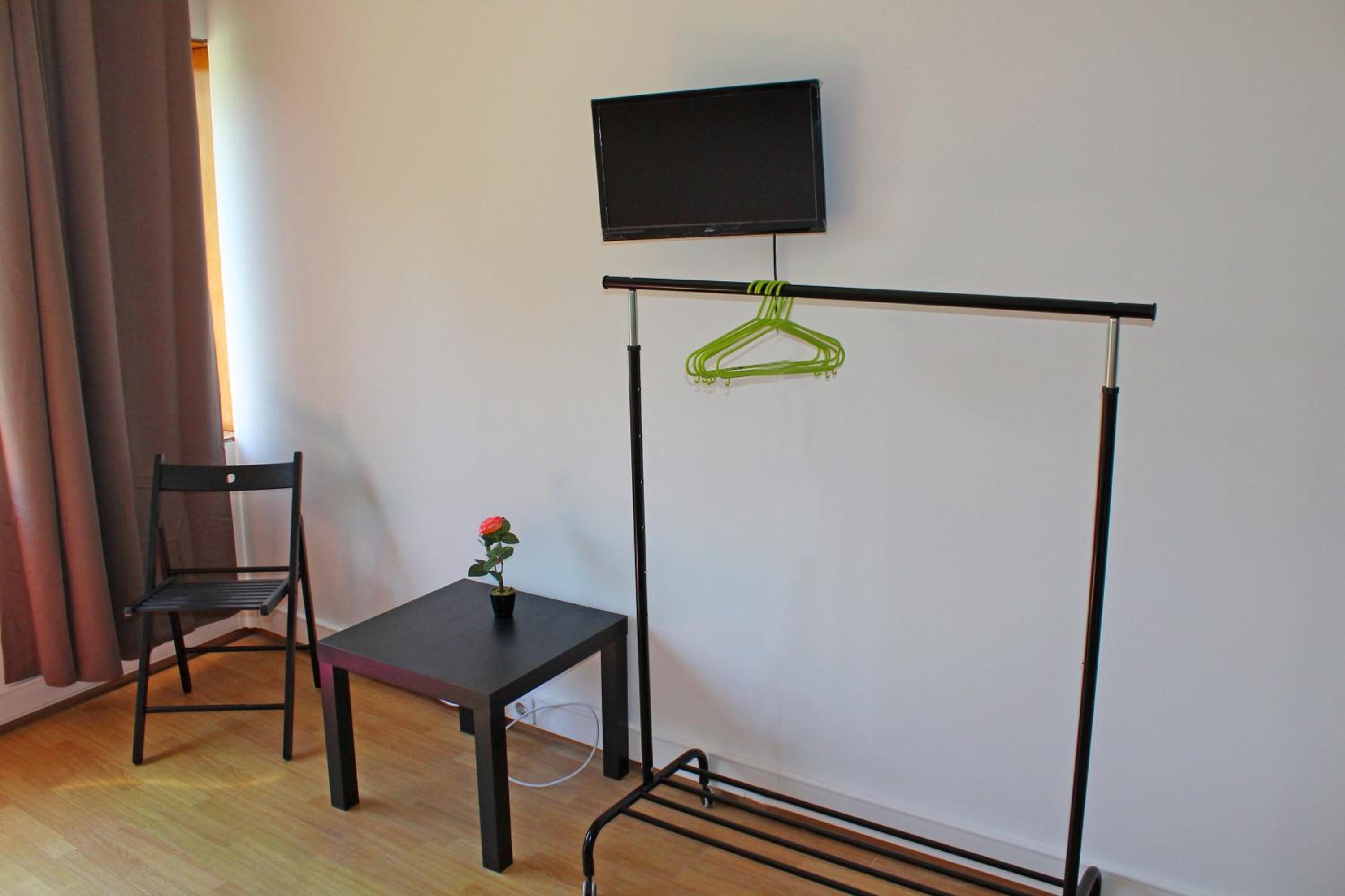 Studio - Photo 4