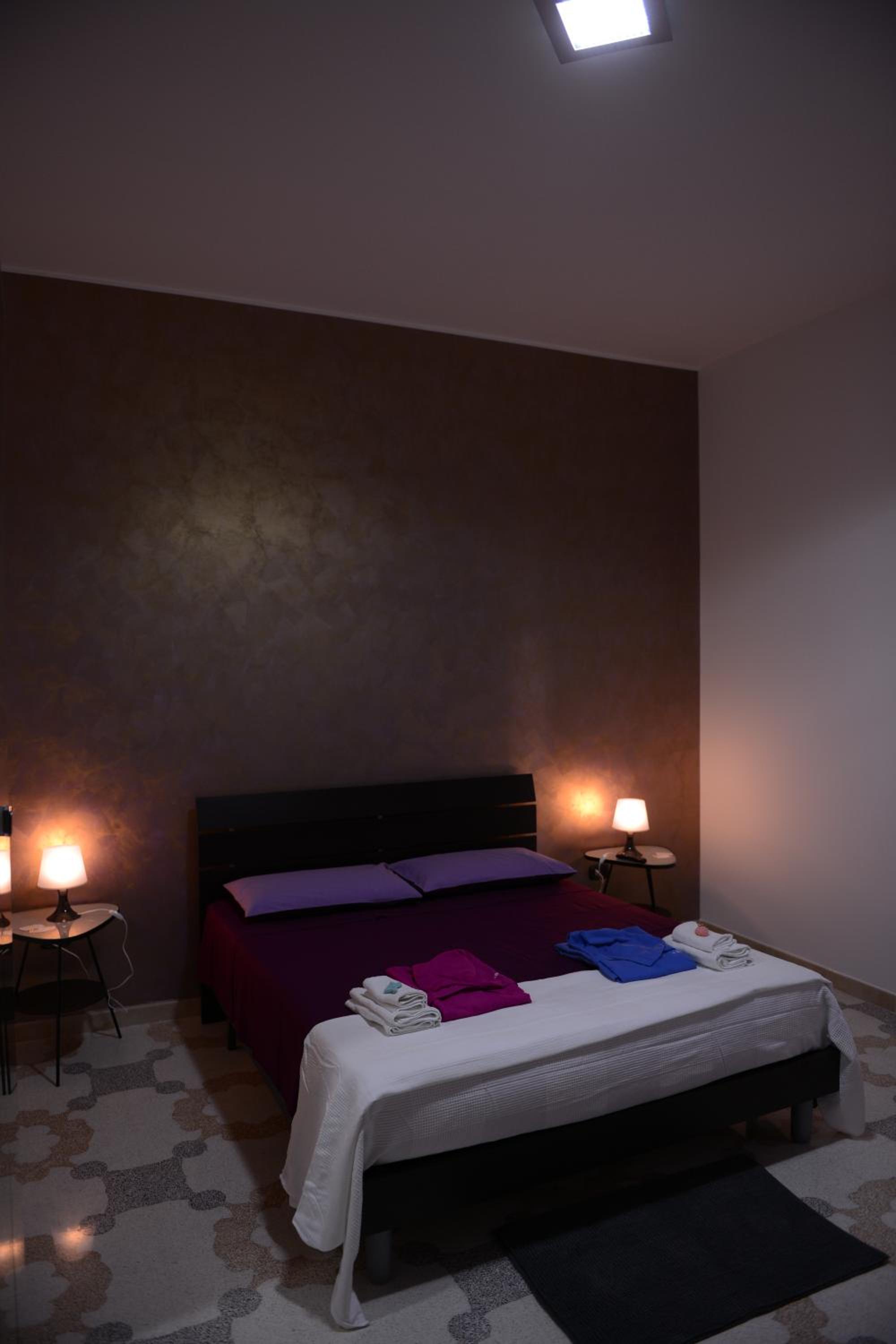 Large Double Room photo 3