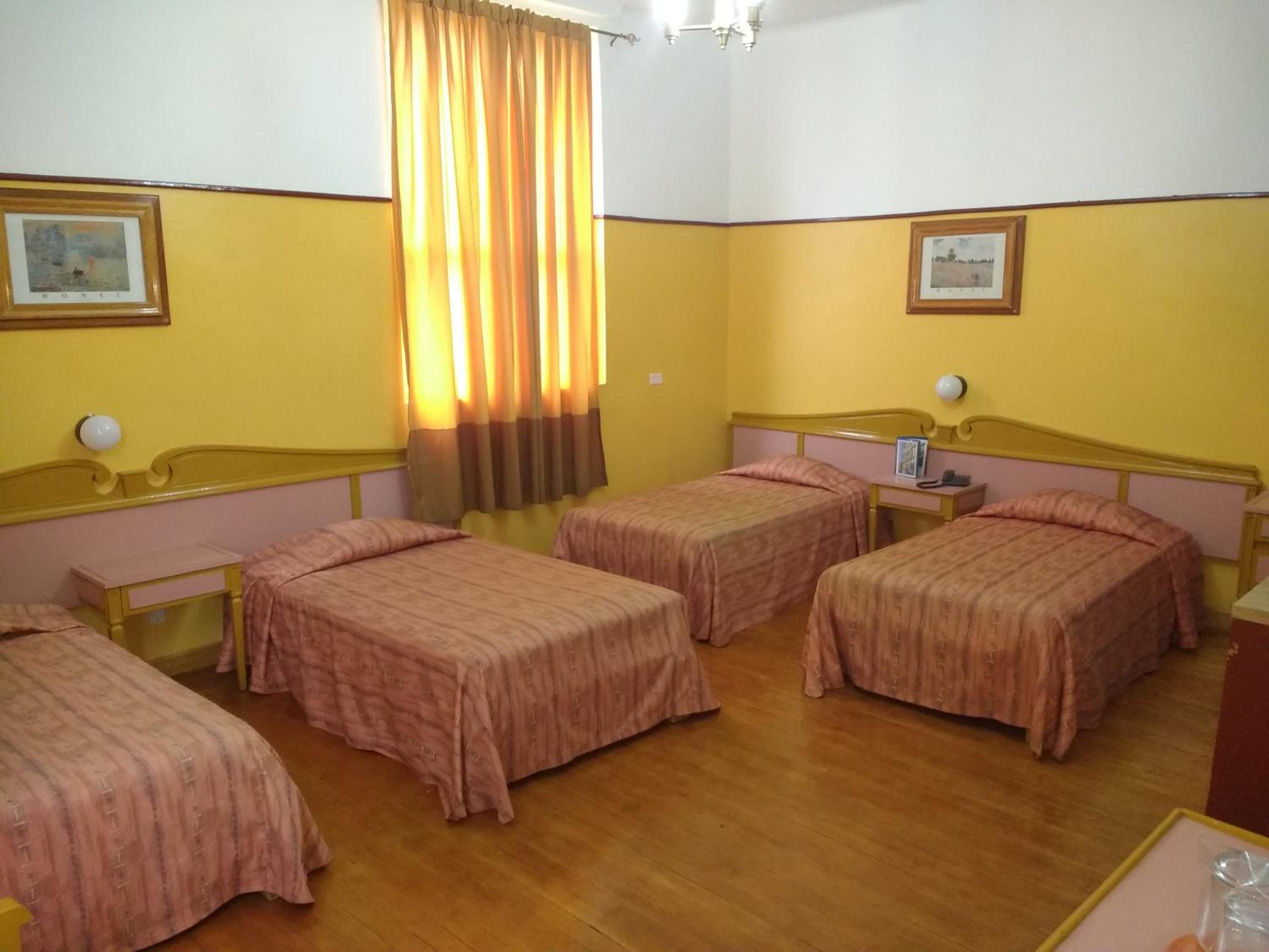 Classic Quadruple Room
