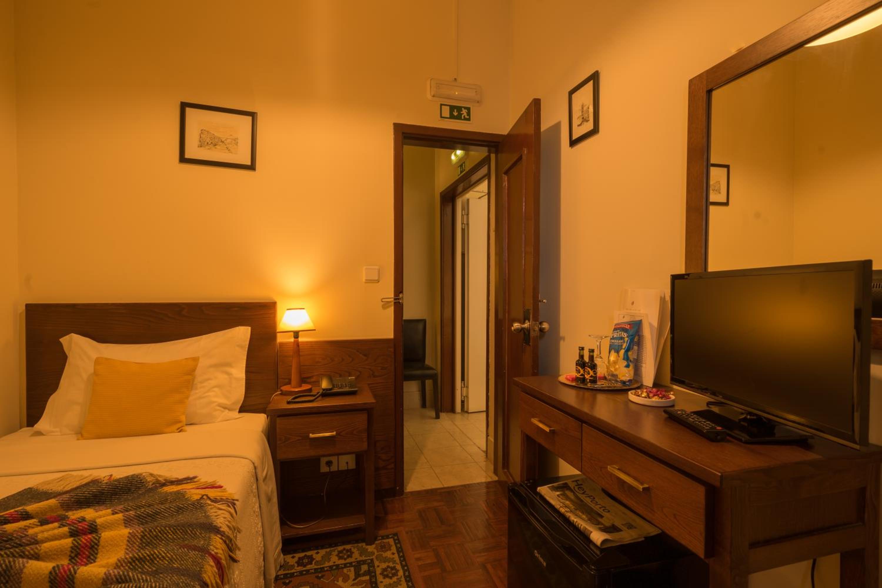 Budget Single Room