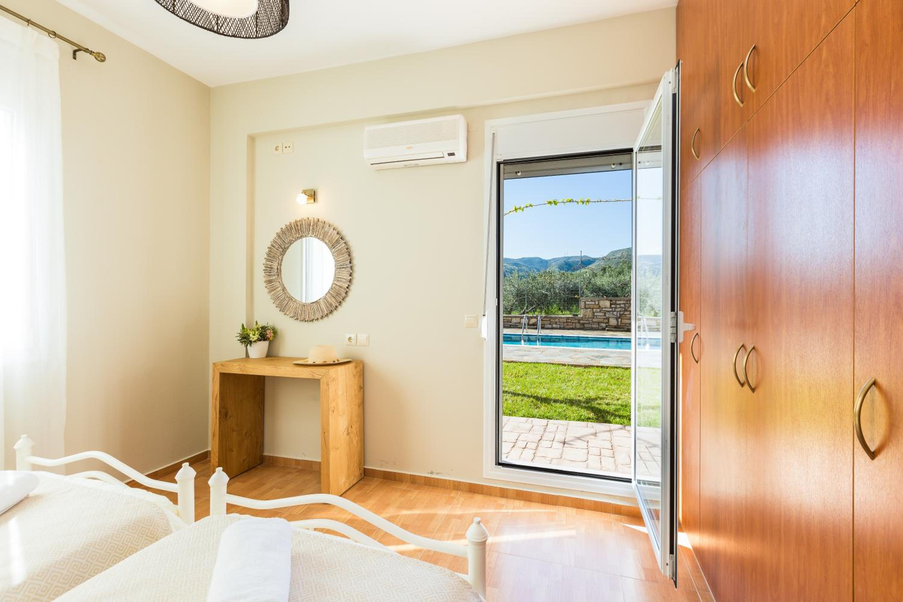 Villa 3 Chambres avec Piscine Privée - Danai
