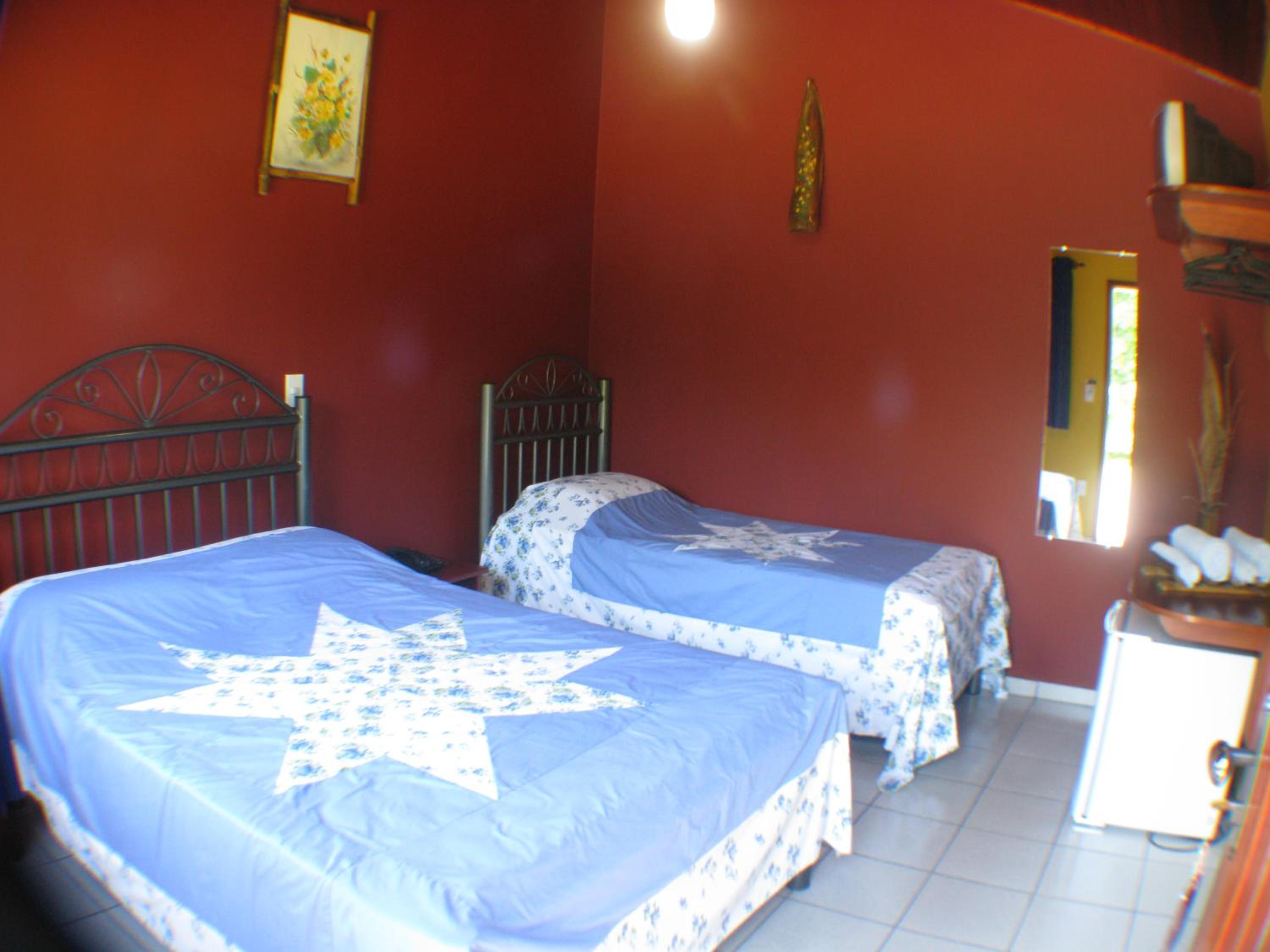 Deluxe Triple Room photo 2