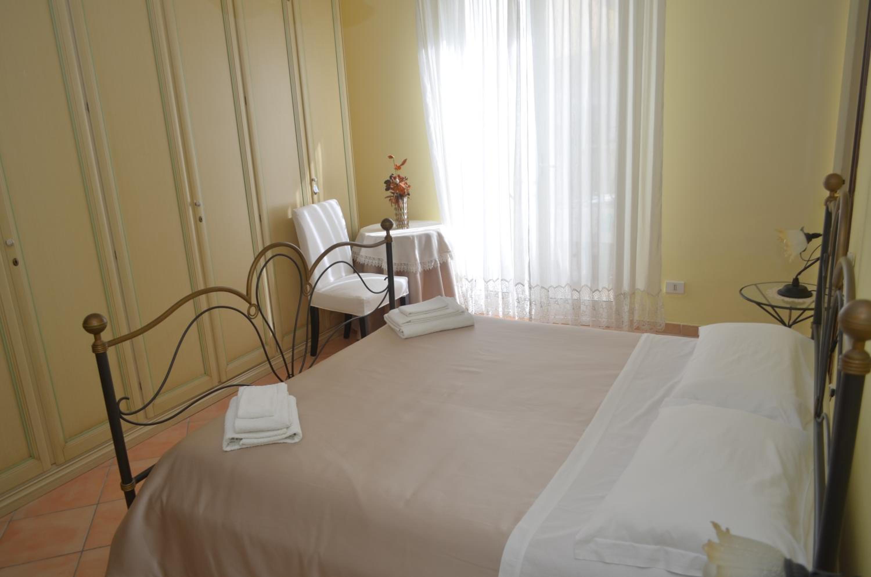 Double Room with Terrace - Photo 1