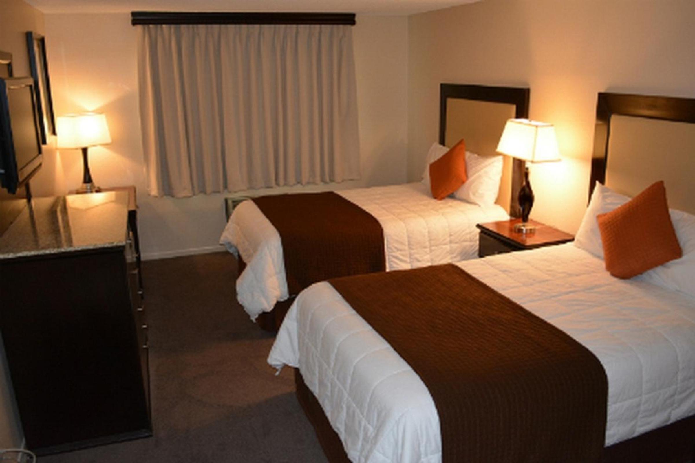Double Room with Two Double Beds - Photo 1