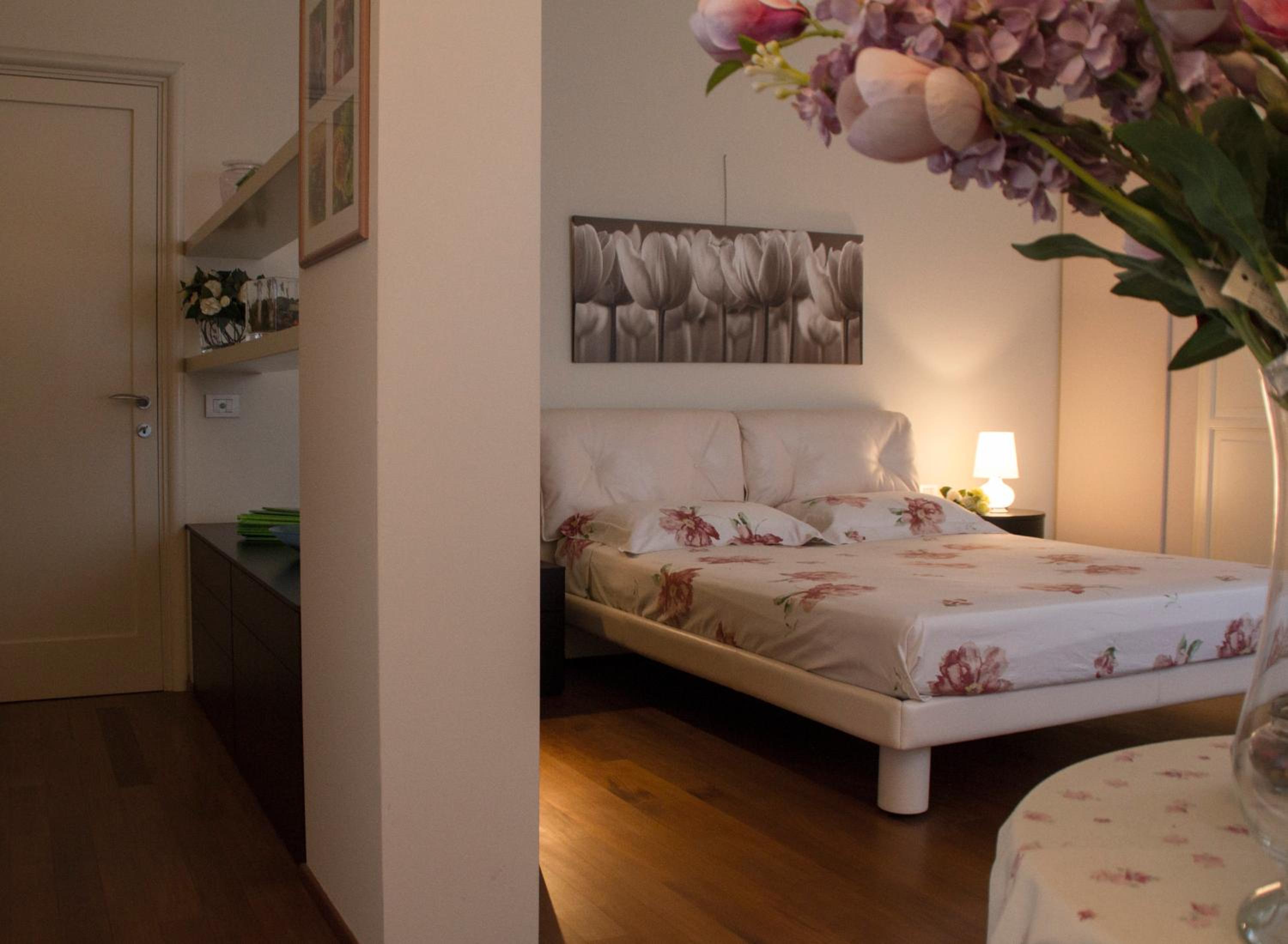 Double Room with Private Bathroom photo 3