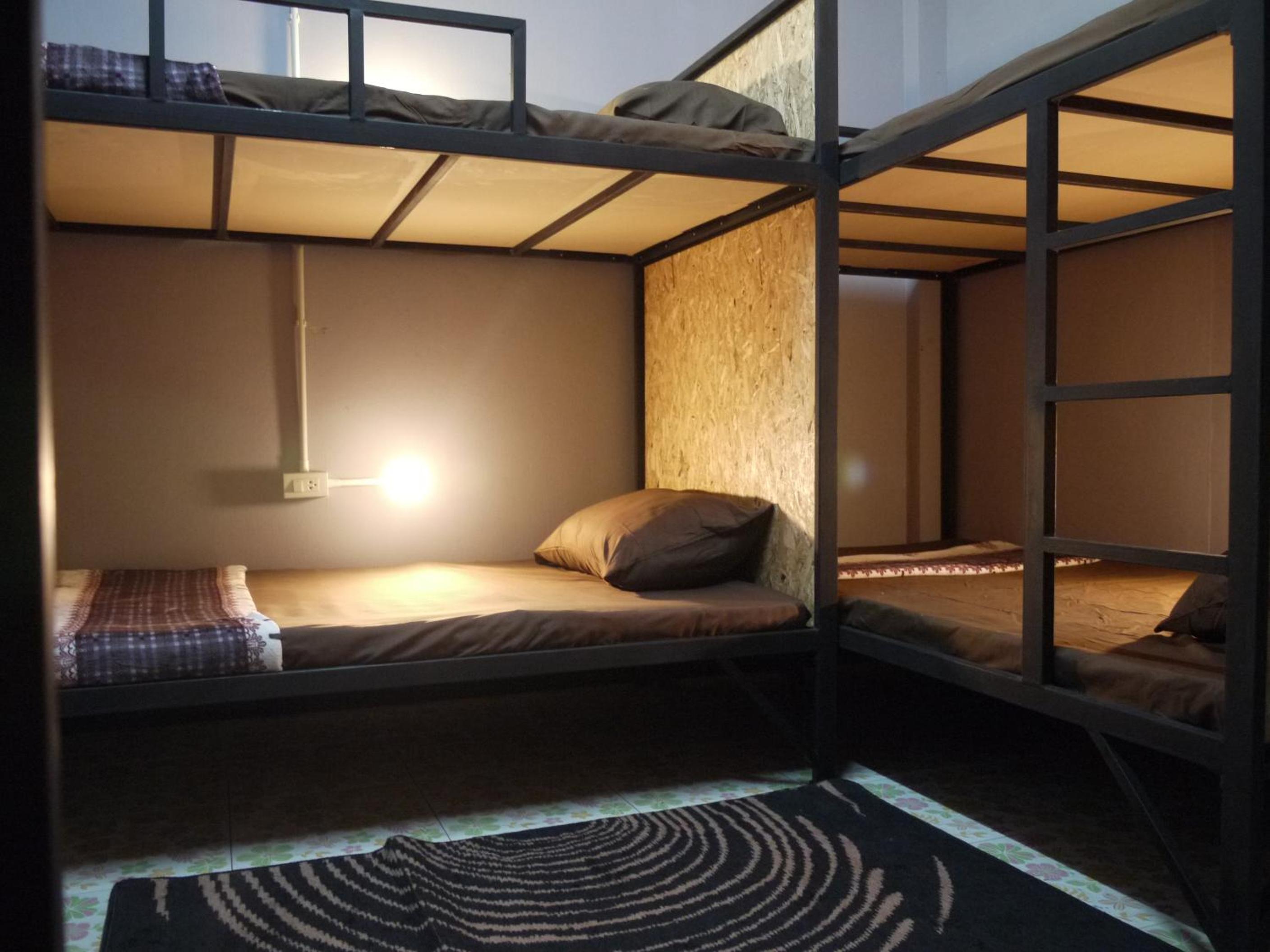 Cama en Habitación Compartida Mixta de 8 Camas