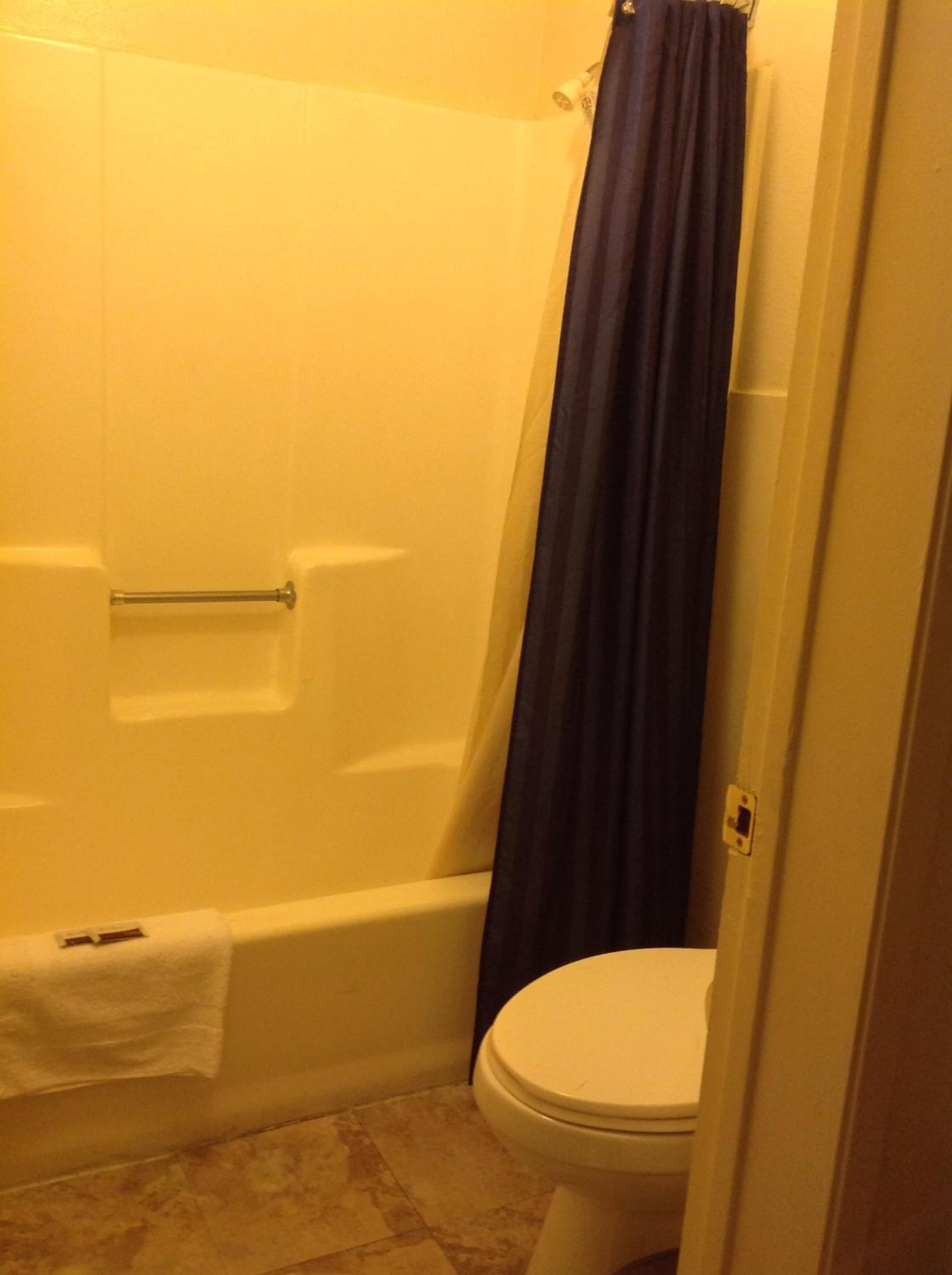 Double Room with City View - Photo 7