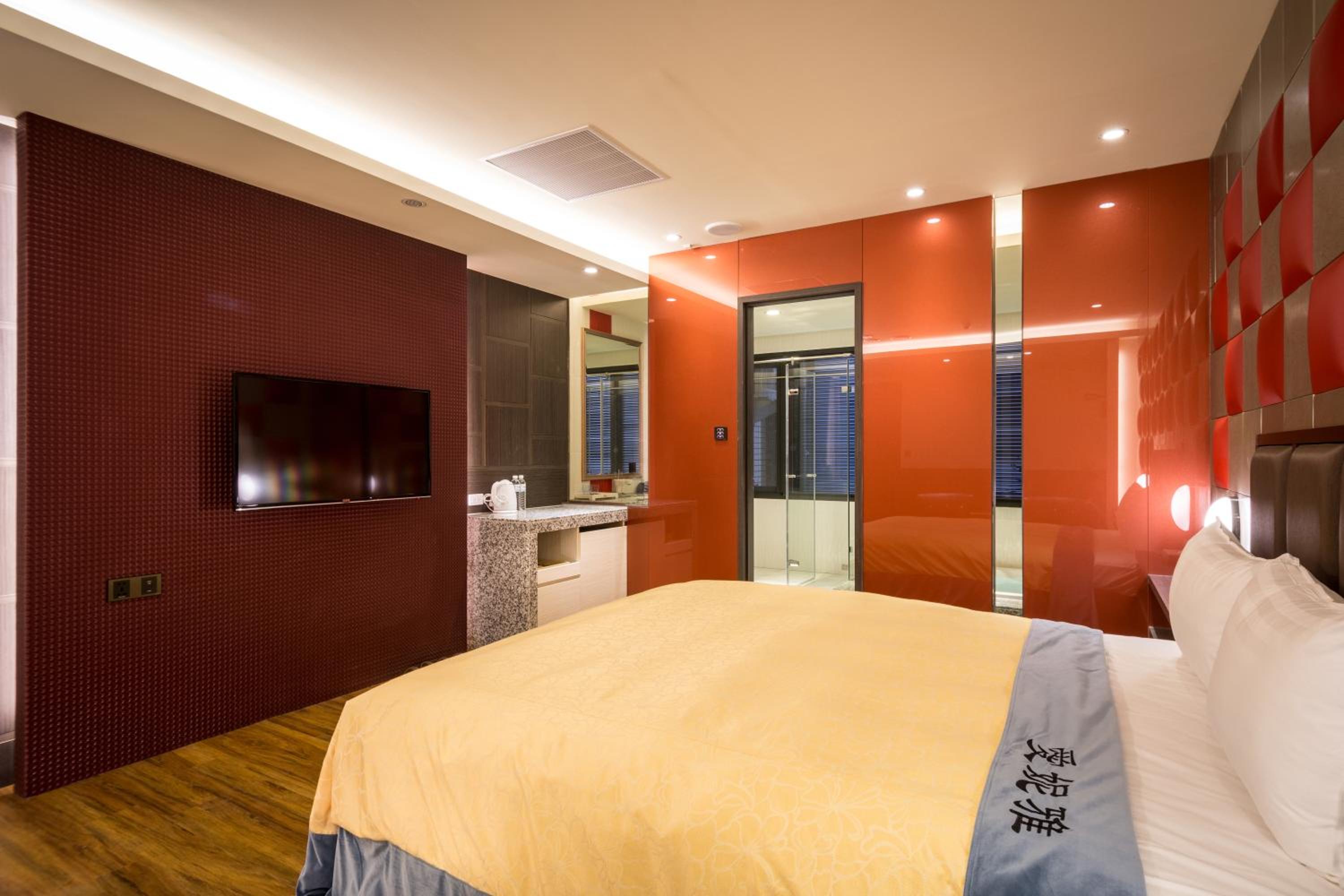 Deluxe Double Room with Garage photo 1