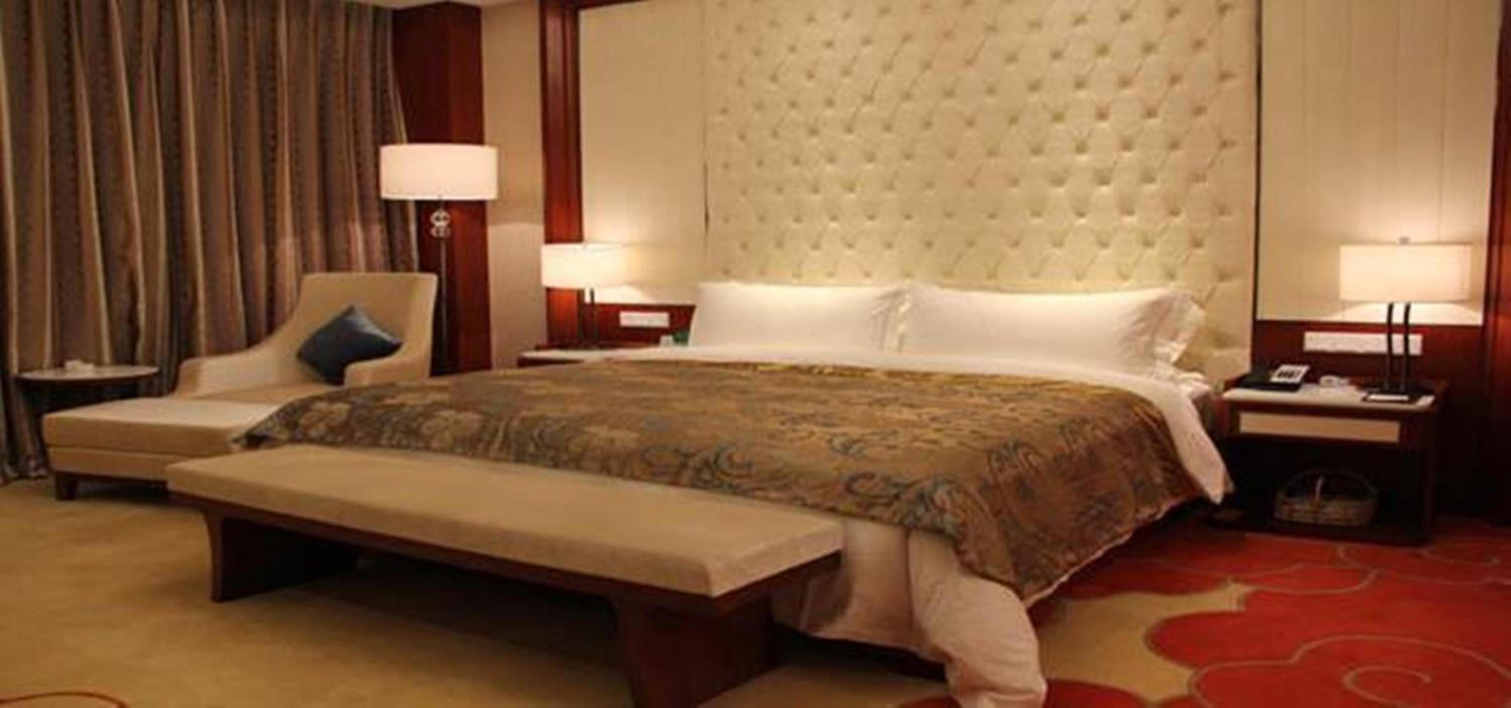 Superior Queen Room photo 2