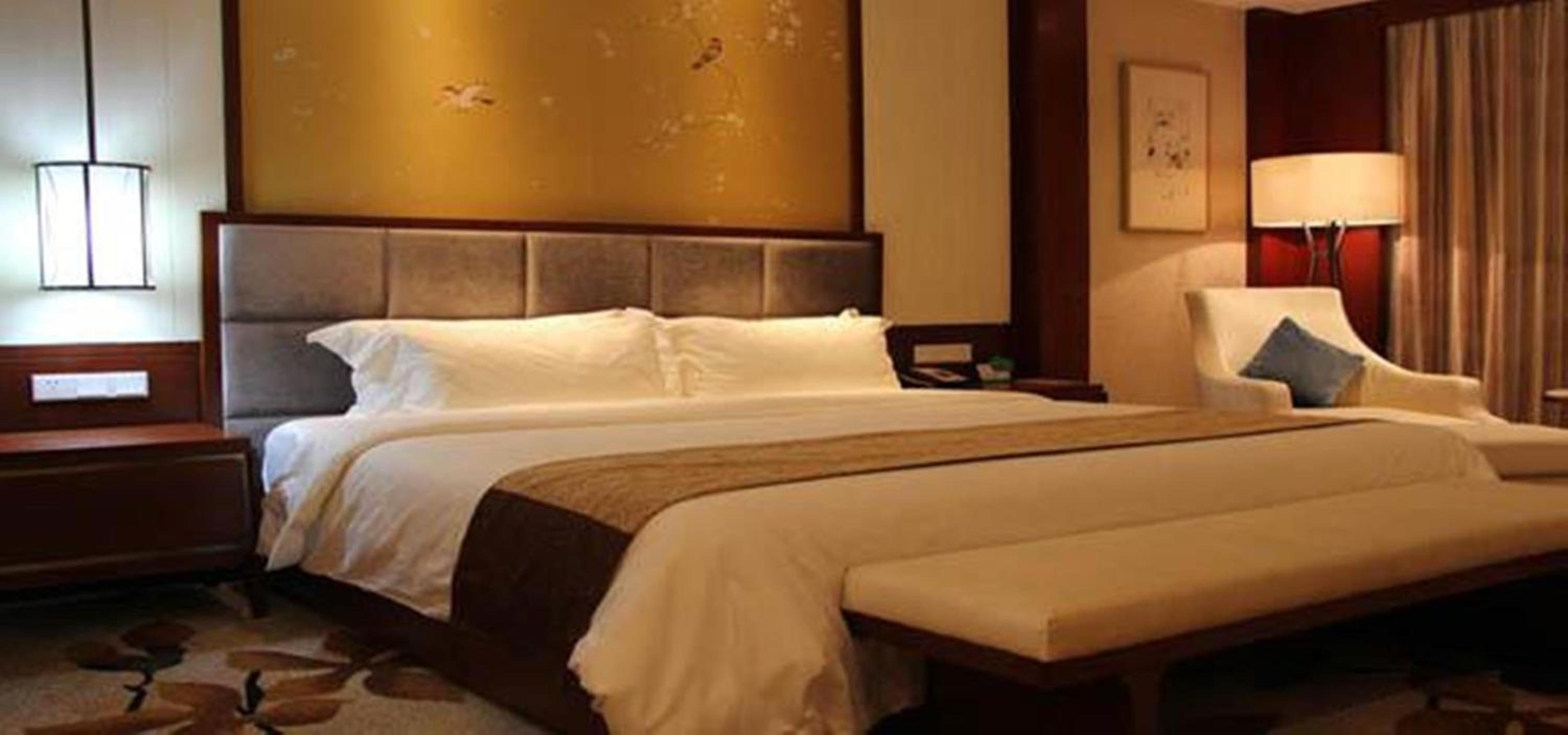 Superior Queen Room