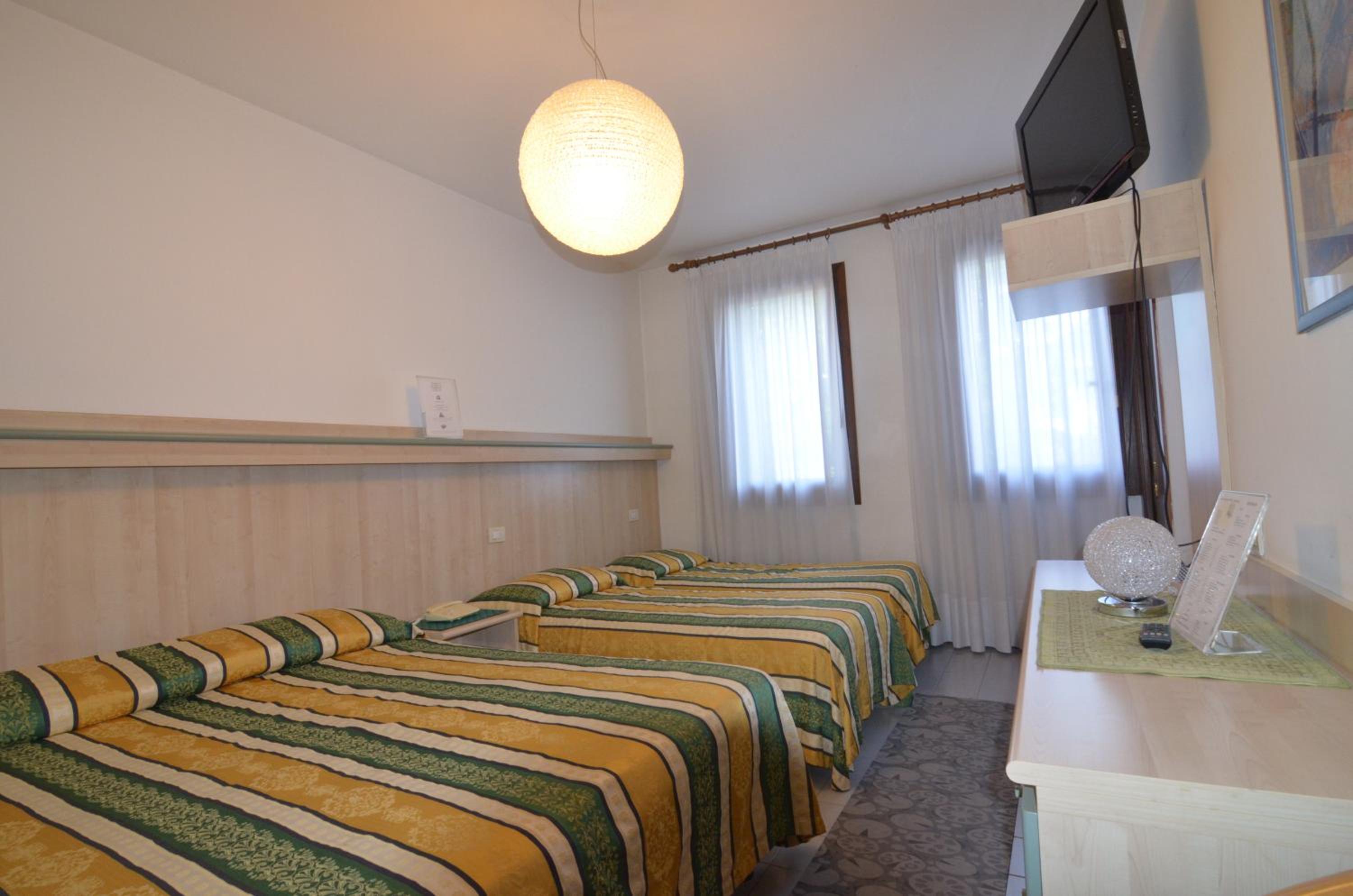 Triple Room photo 2