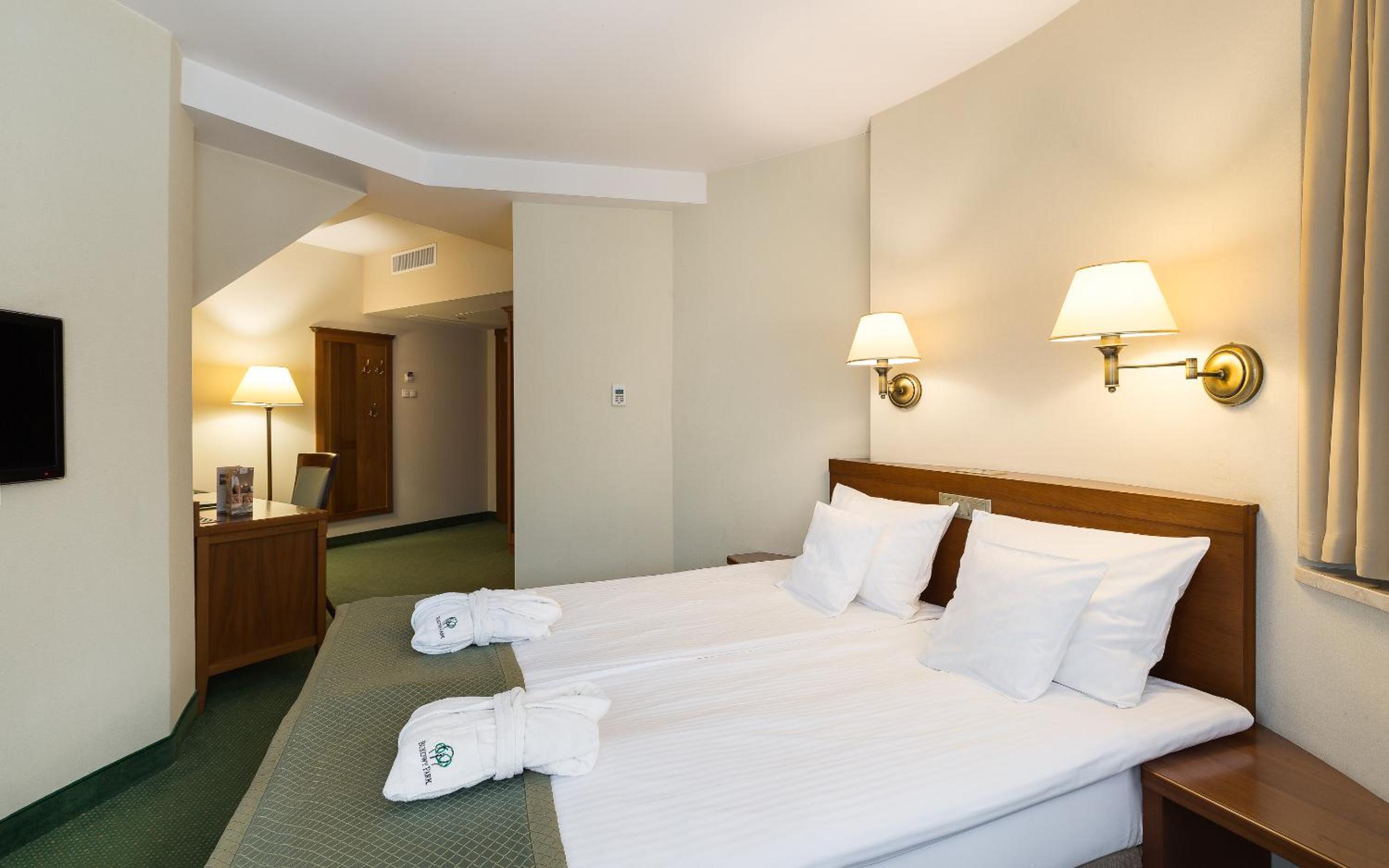Double or Twin Room - Photo 2