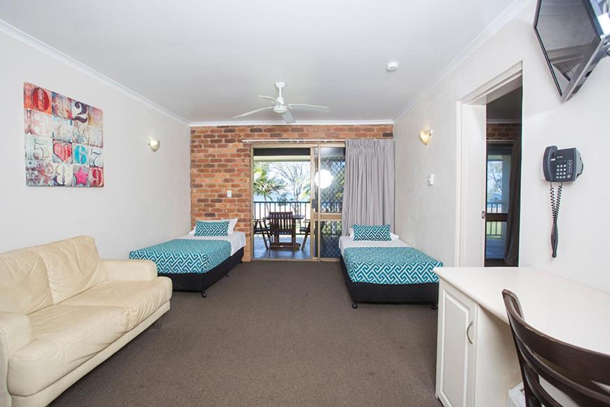 Suite with Sea View - Photo 7