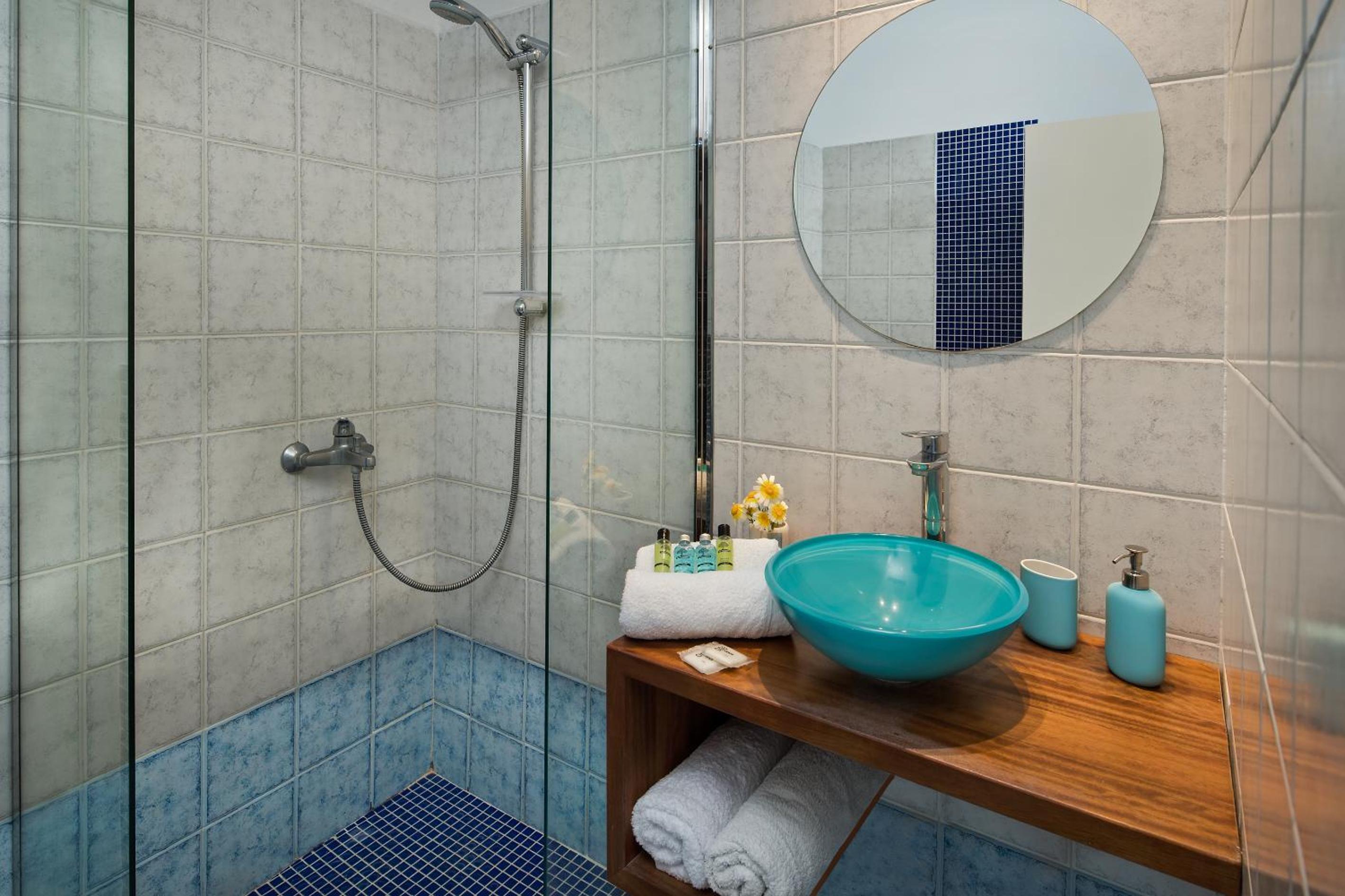 Budget Double or Twin Room - Photo 6