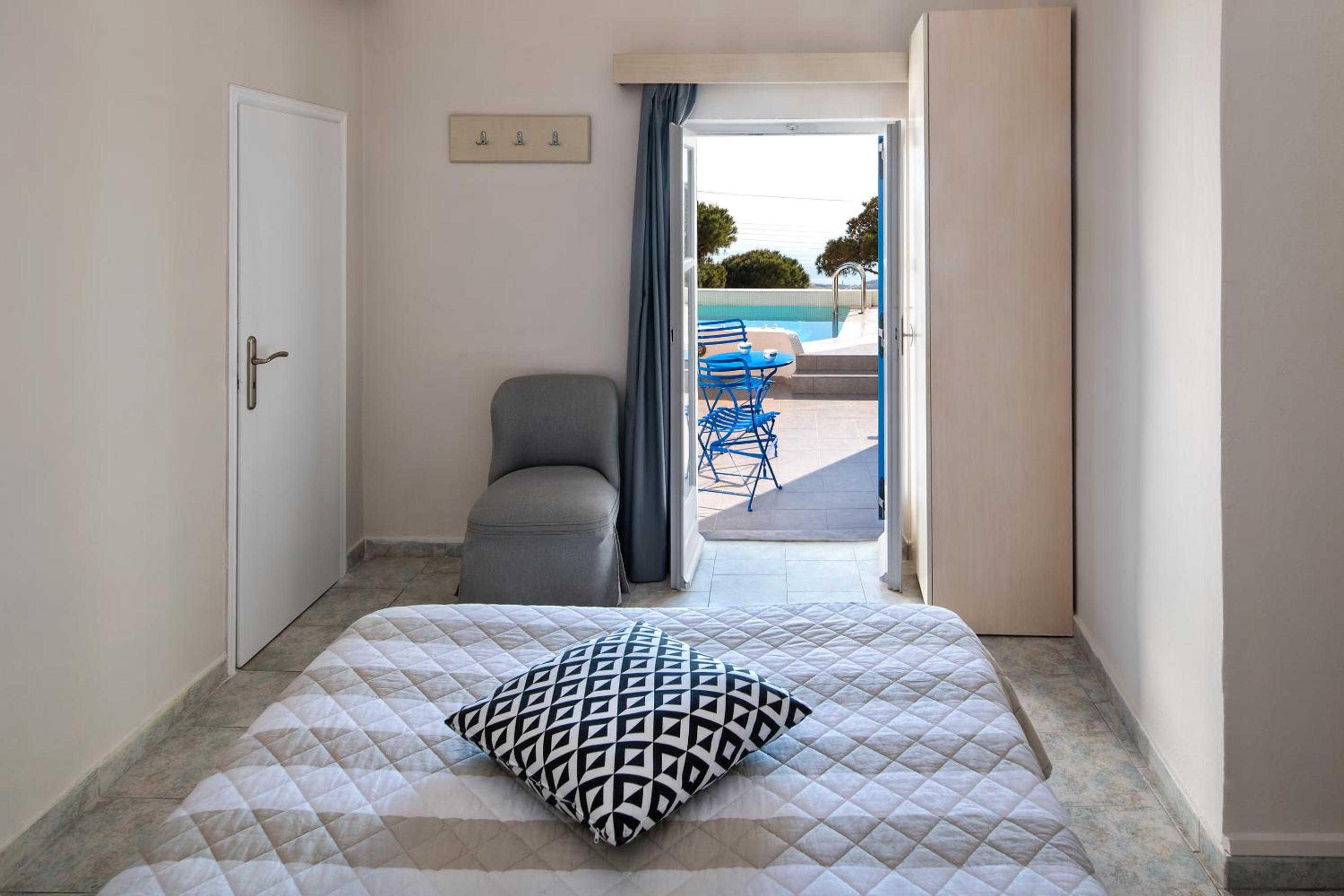 Triple Room - Photo 2
