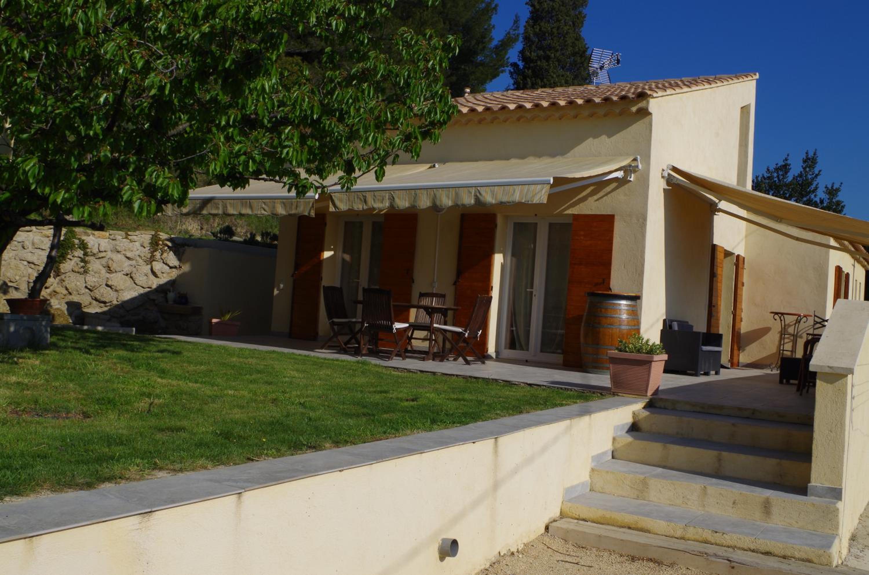 Three-Bedroom House photo 1