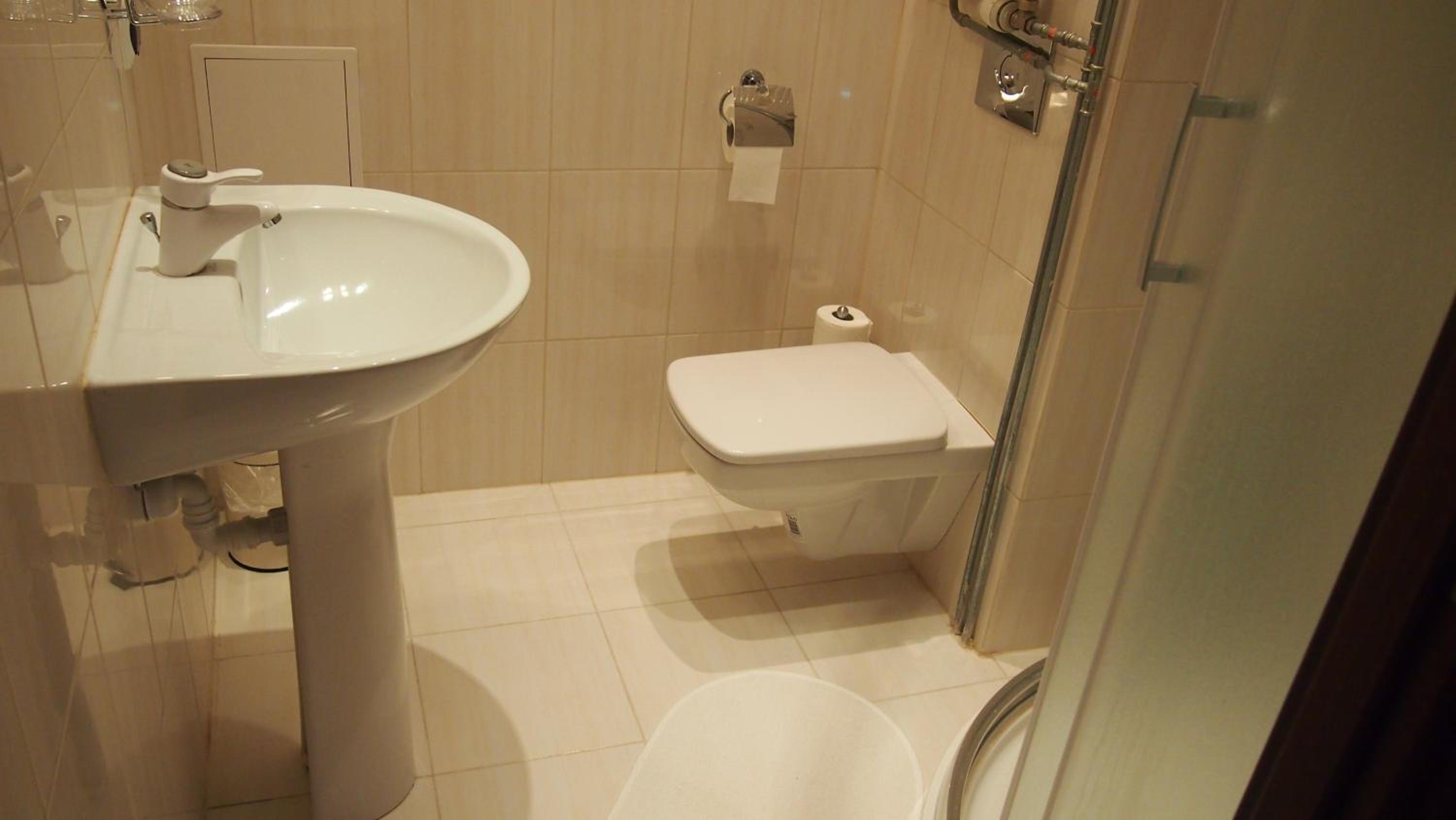 Apartment - Ground Floor - Photo 2