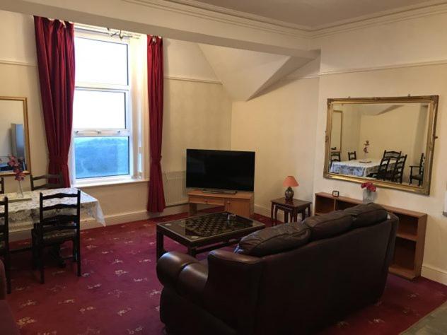 Apartment photo 3