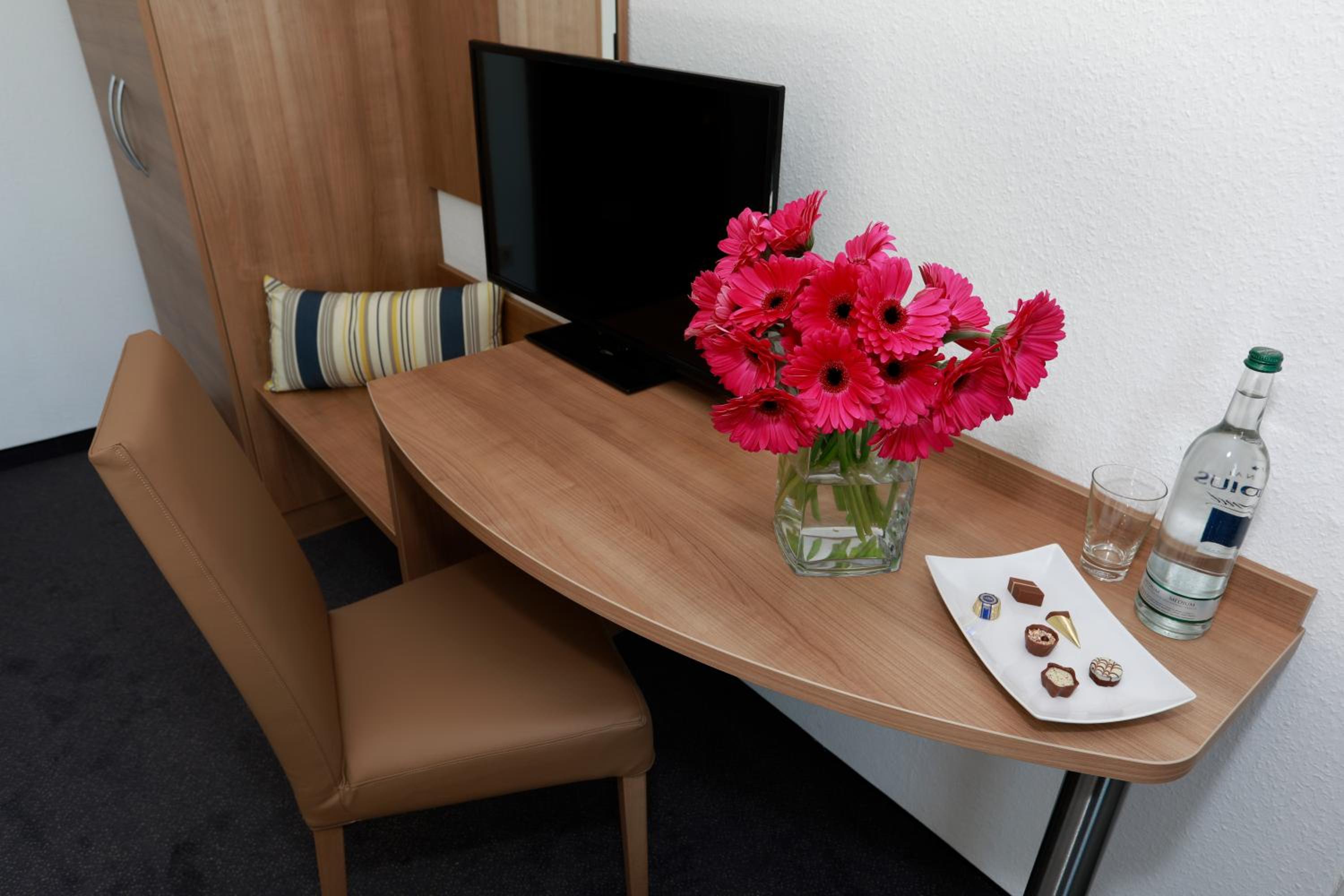 Double Room - Photo 6