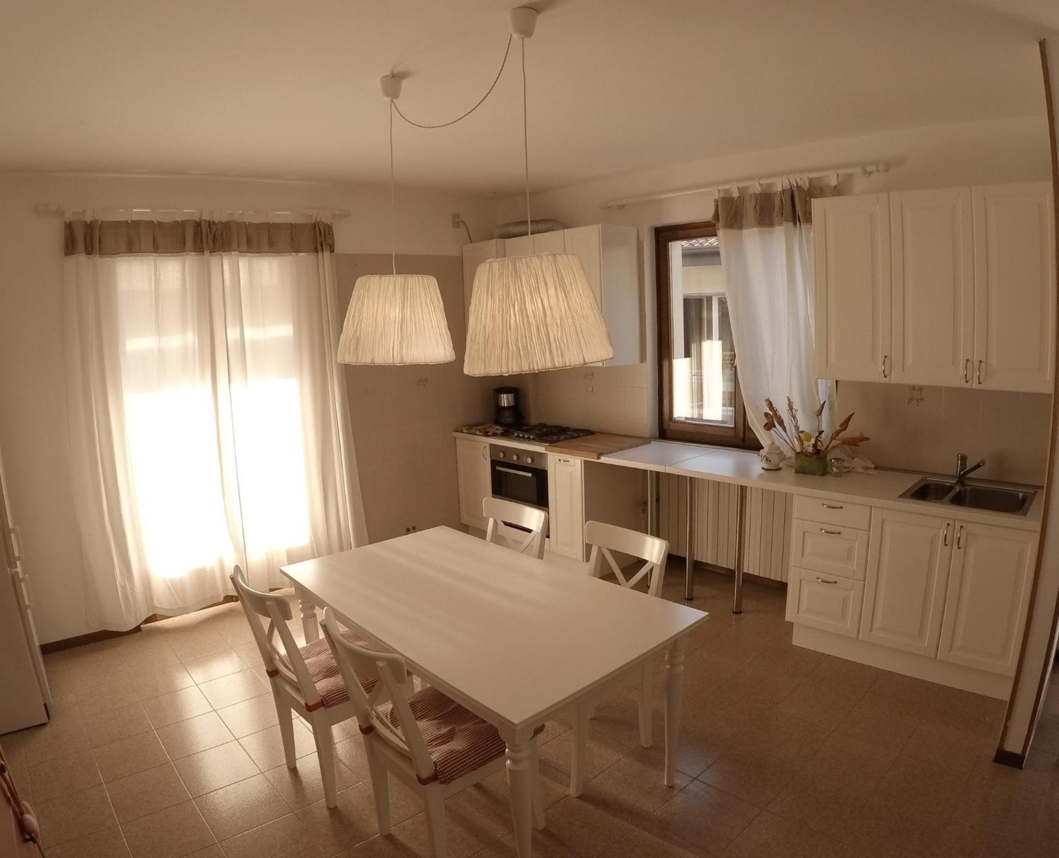 Apartment 1B photo 2