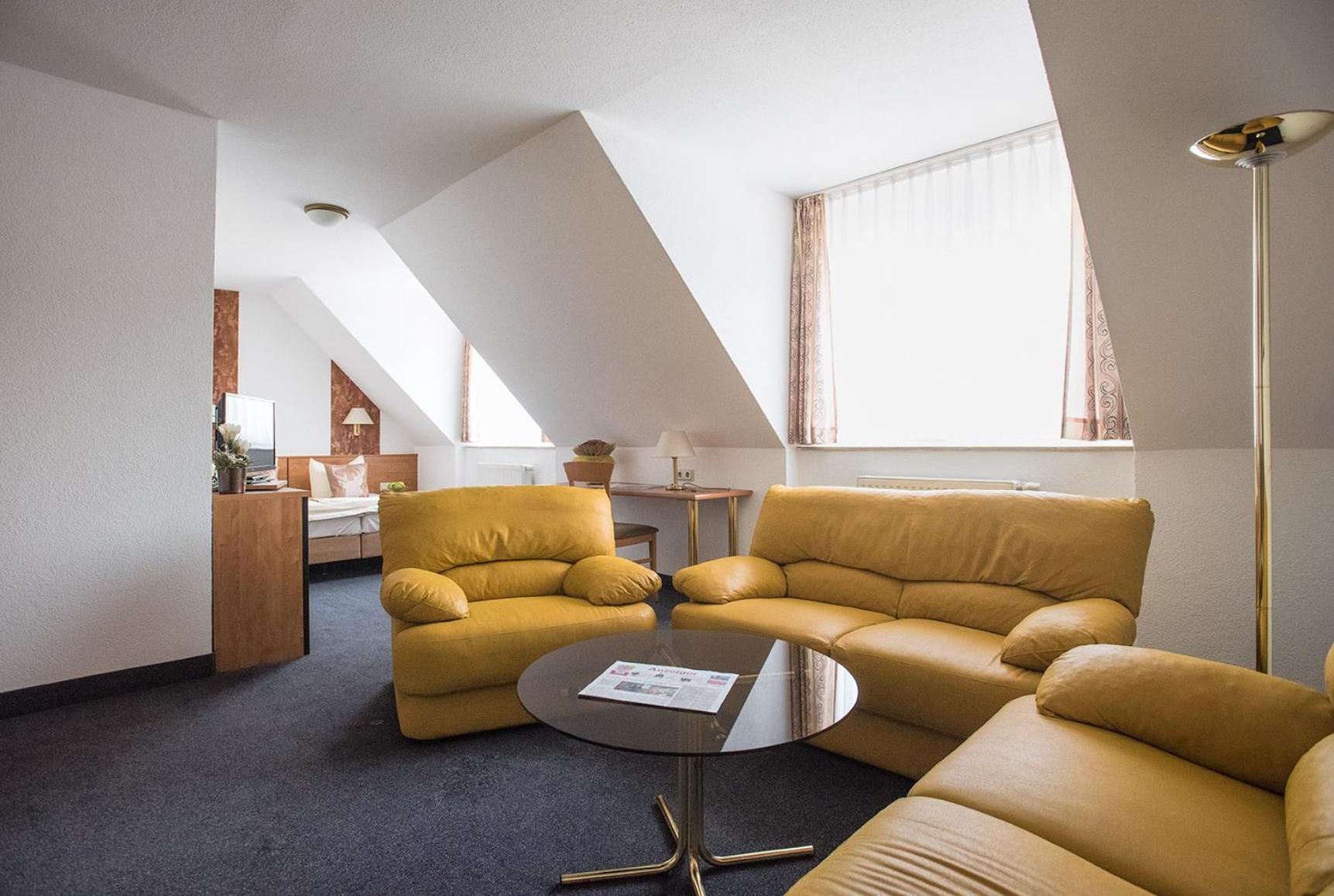 Double Room with Sitting Area - Photo 7