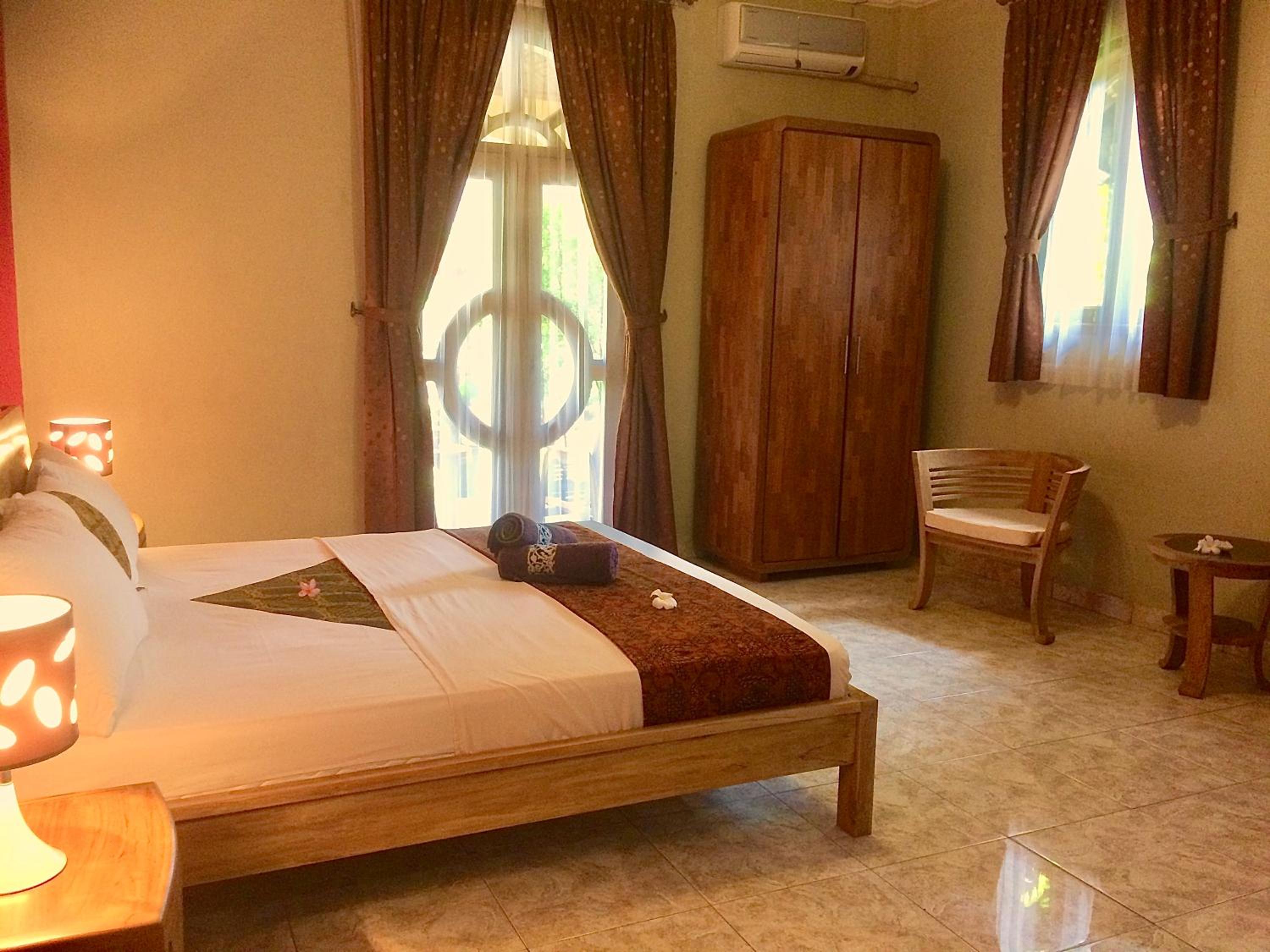 King Room with Pool View photo 1