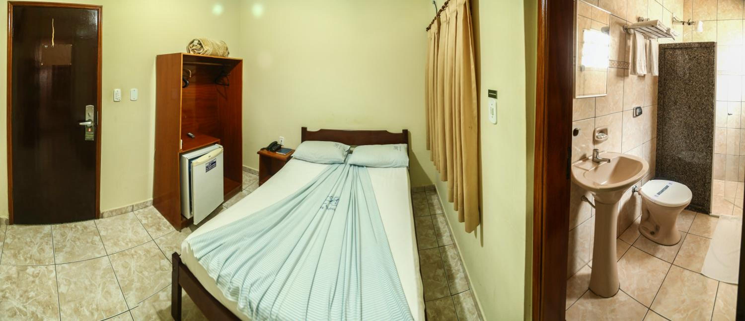 Standard Double Room - Photo 1