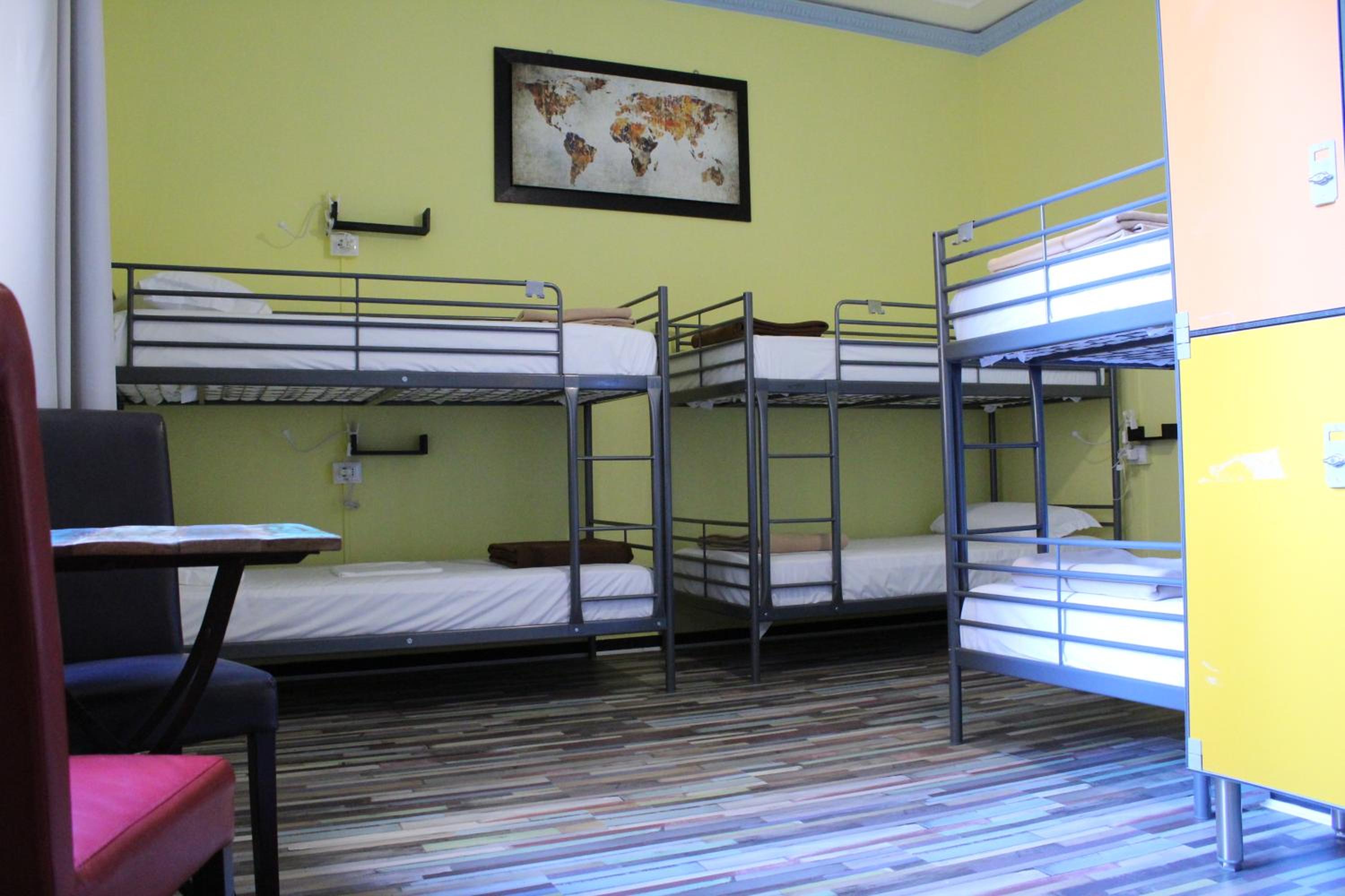 Bed in 7-Bed Mixed Dormitory Room 
